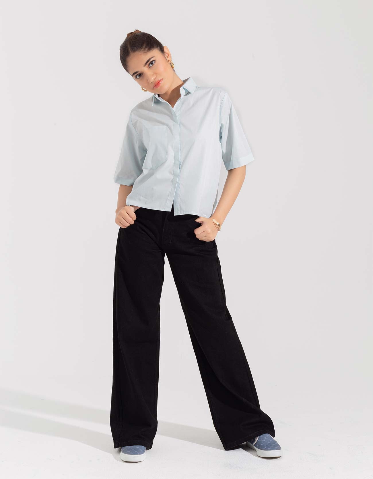 CROPPED PATCH POCKET SHIRT