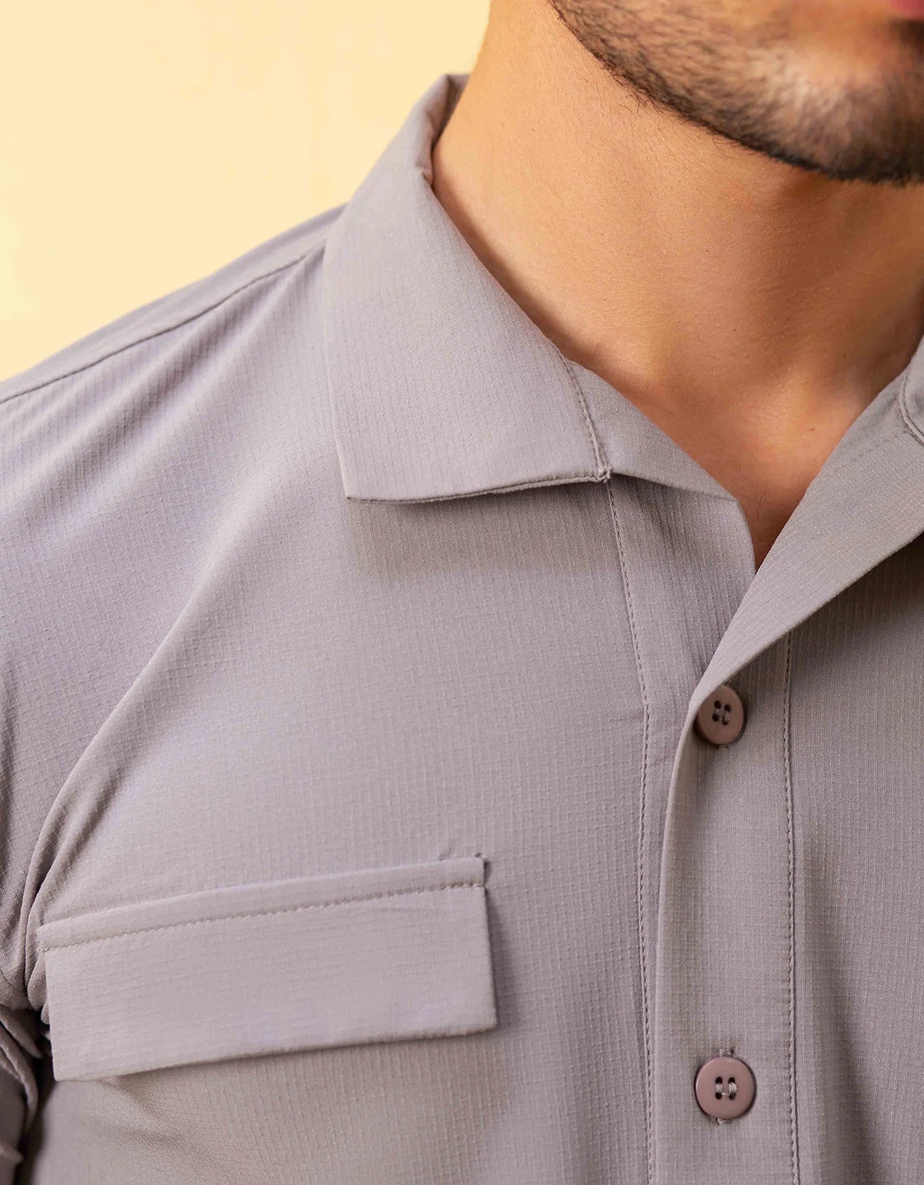 MEN’S BOXY FIT FLAP POCKETS SHIRT