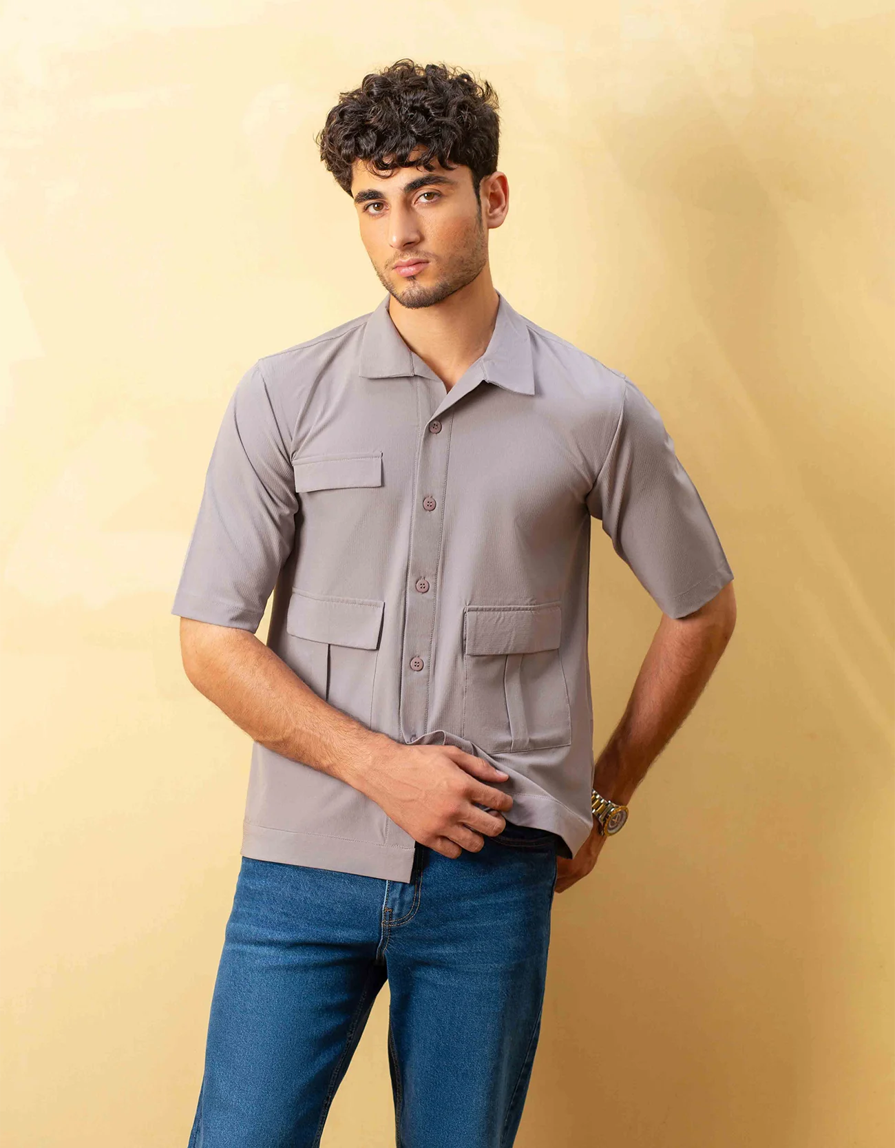 MEN’S BOXY FIT FLAP POCKETS SHIRT