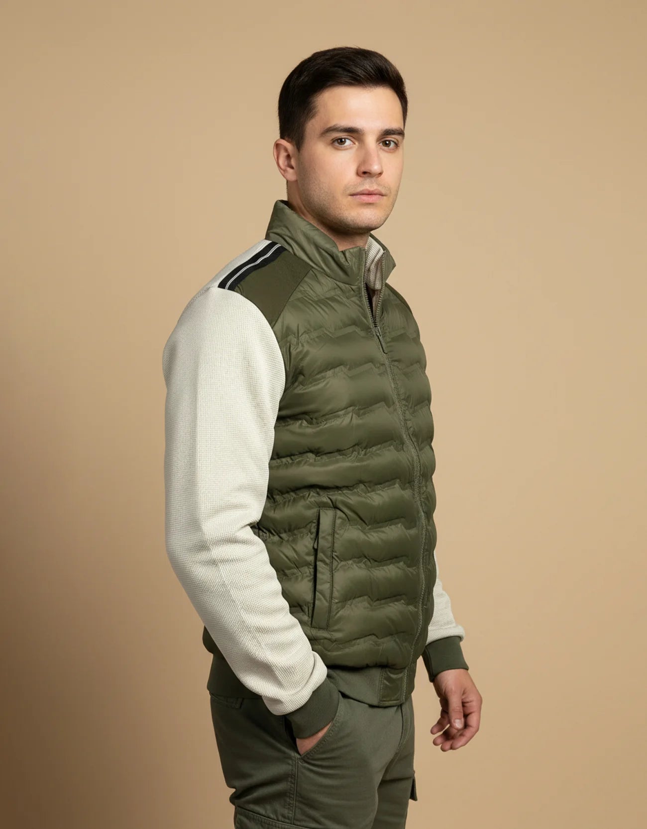 CONTRAST SLEEVED PUFFER