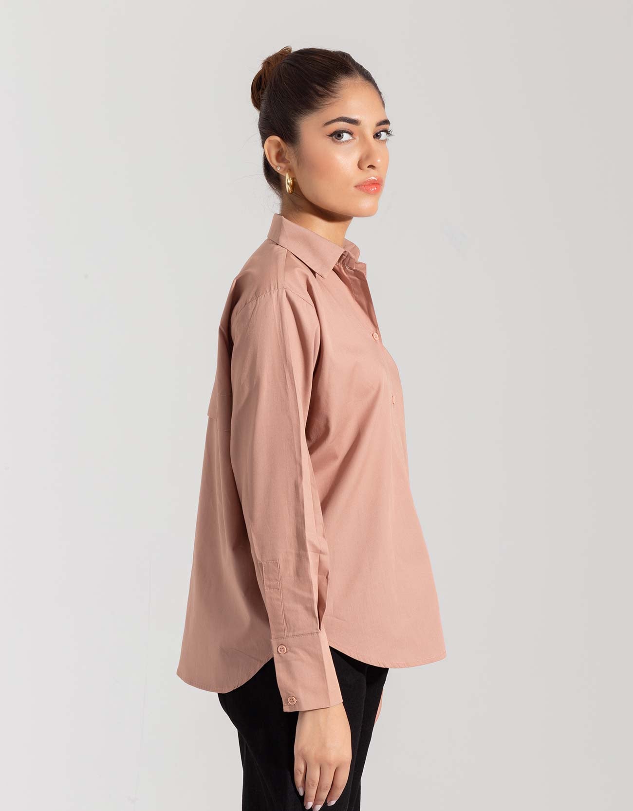 SHIRT WITH FOLDED BACK YOKE