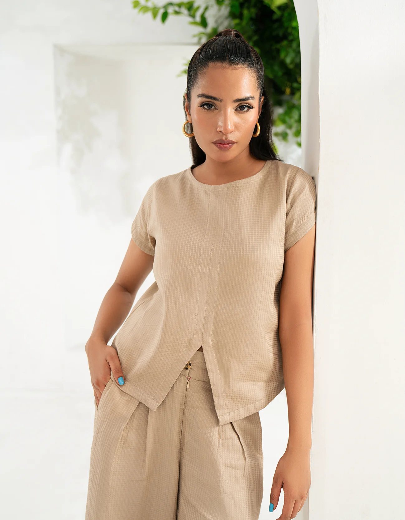 TEXTURED CAP SLEEVE TOP