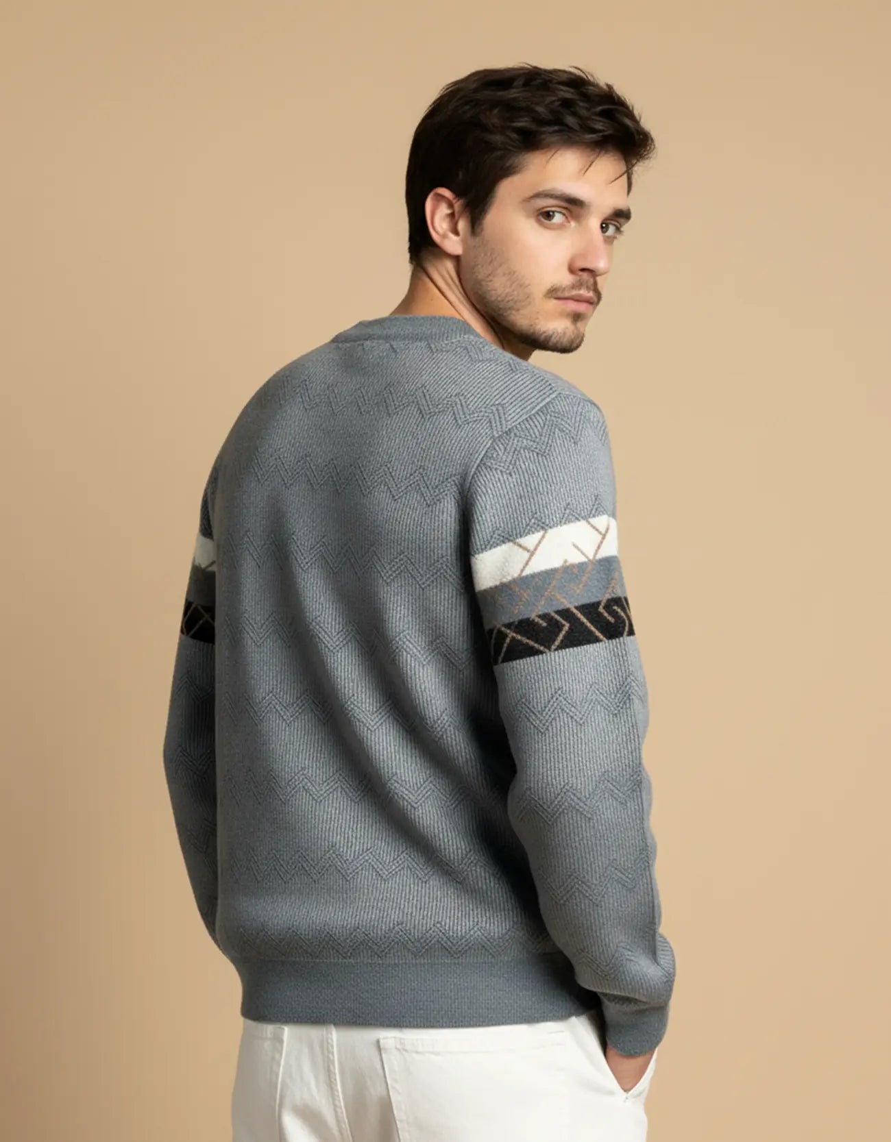 JACQUARD TEXTURED SWEATSHIRT