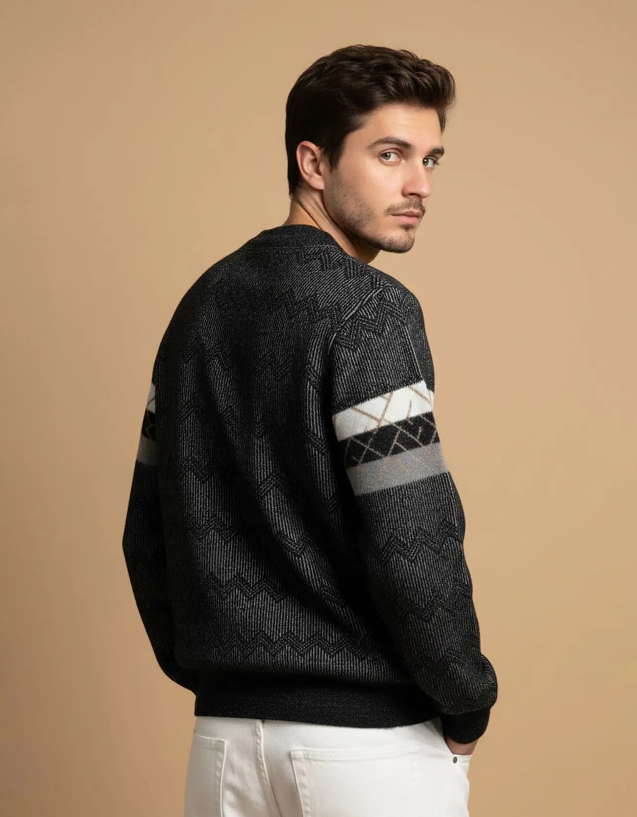 JACQUARD TEXTURED SWEATSHIRT