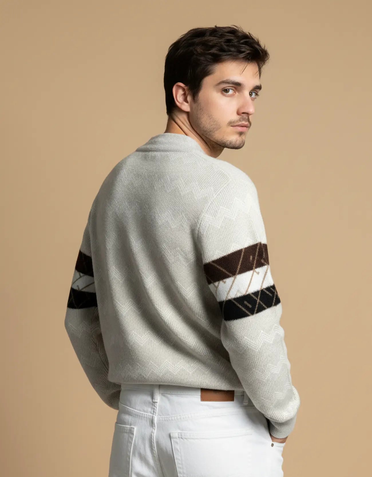 JACQUARD TEXTURED SWEATSHIRT