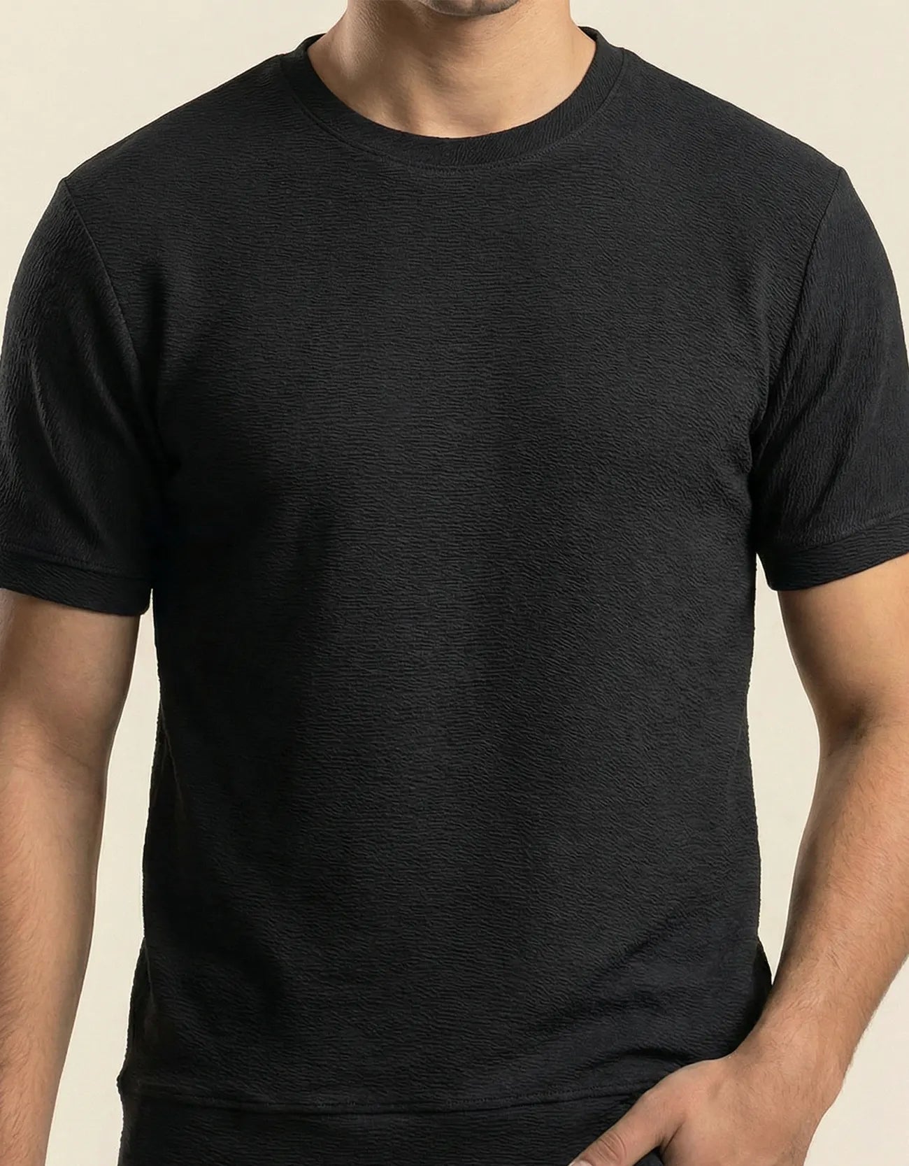 CLASSIC TEXTUTURED CREW NECK