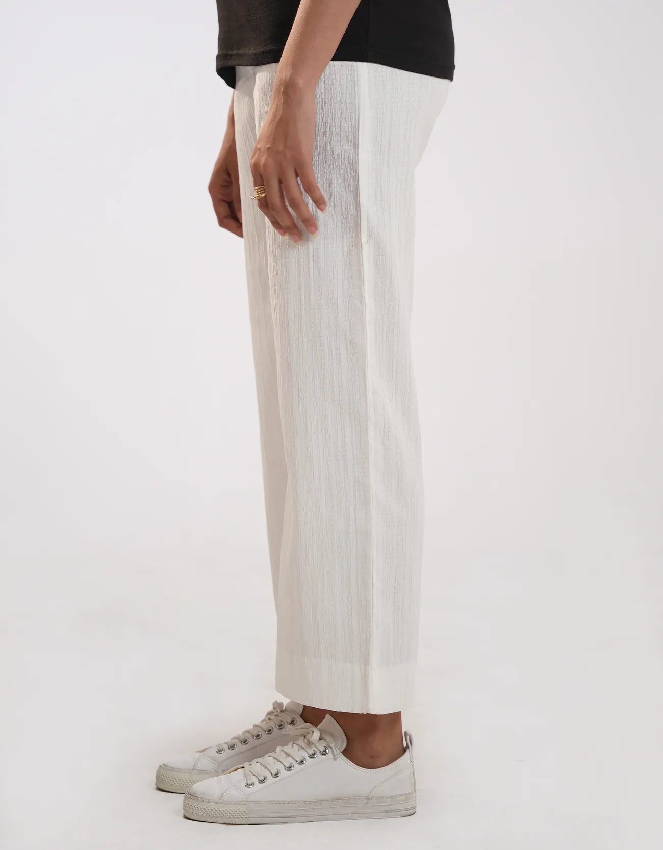 TEXTURED WIDE LEG PANTS