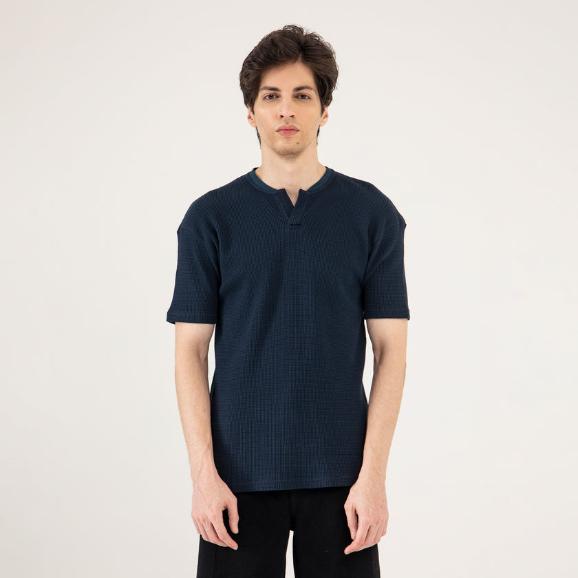 TEXTURED HENLEY T-SHIRT