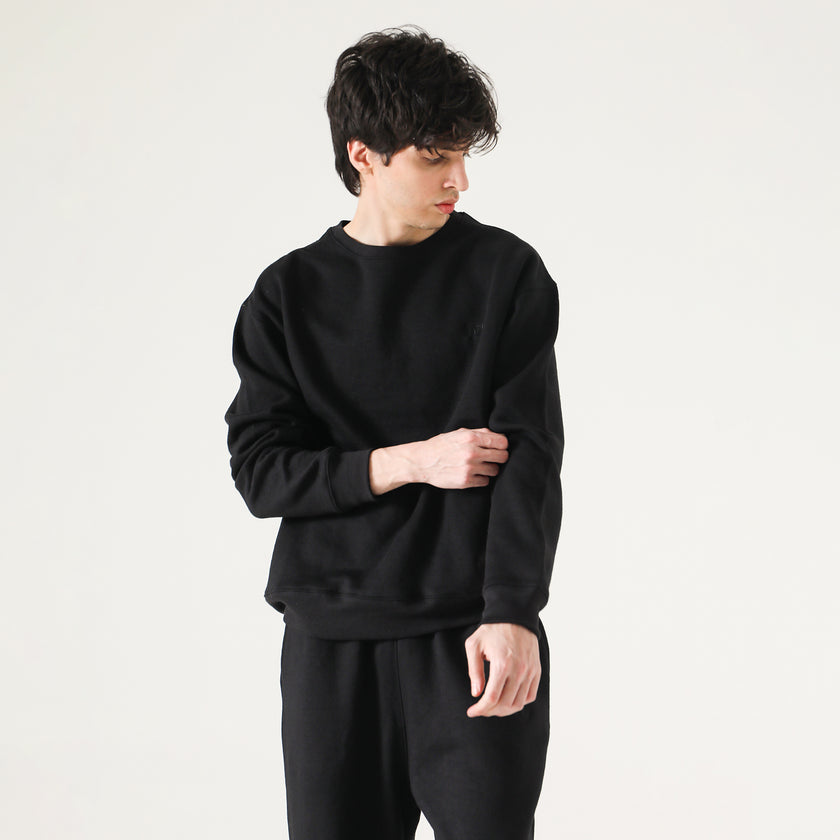 BASIC FLEECE SWEATSHIRT