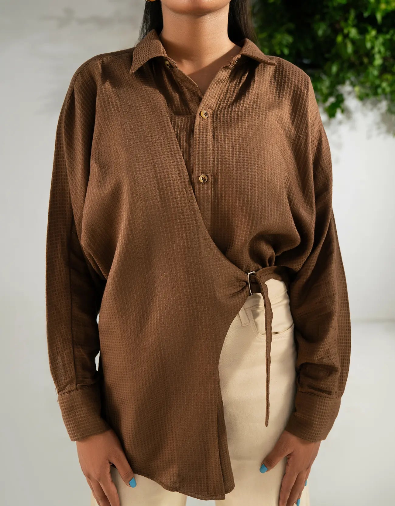 WAFFLE OVERLAPPED BUCKLE SHIRT