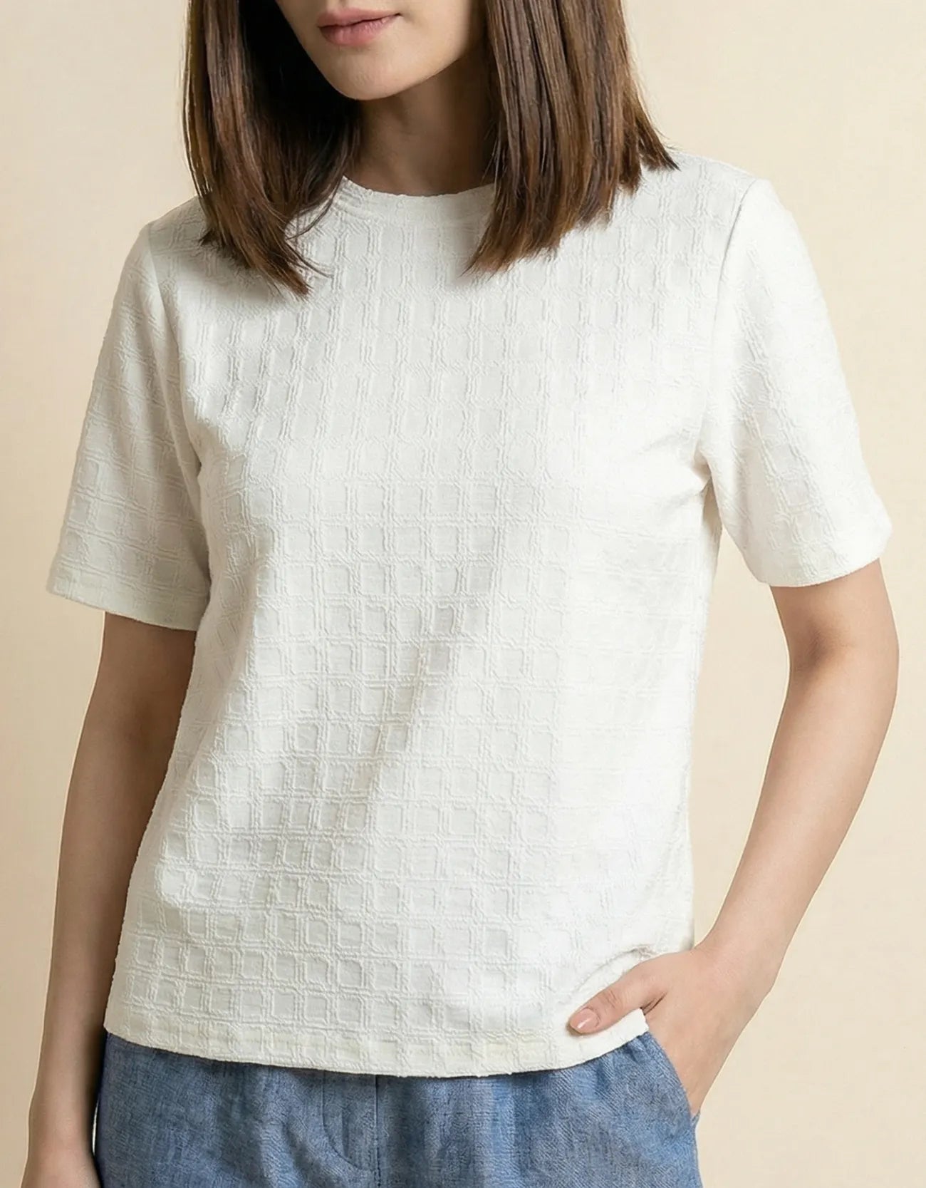 CHECKERED CREW NECK TEE