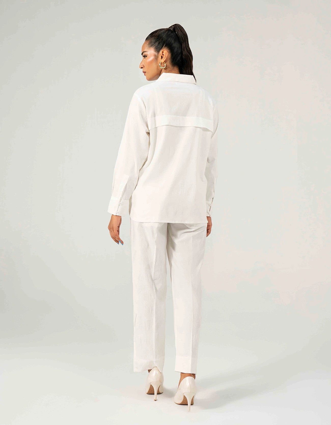 SELF TEXTURED SHIRT WITH LOOPS