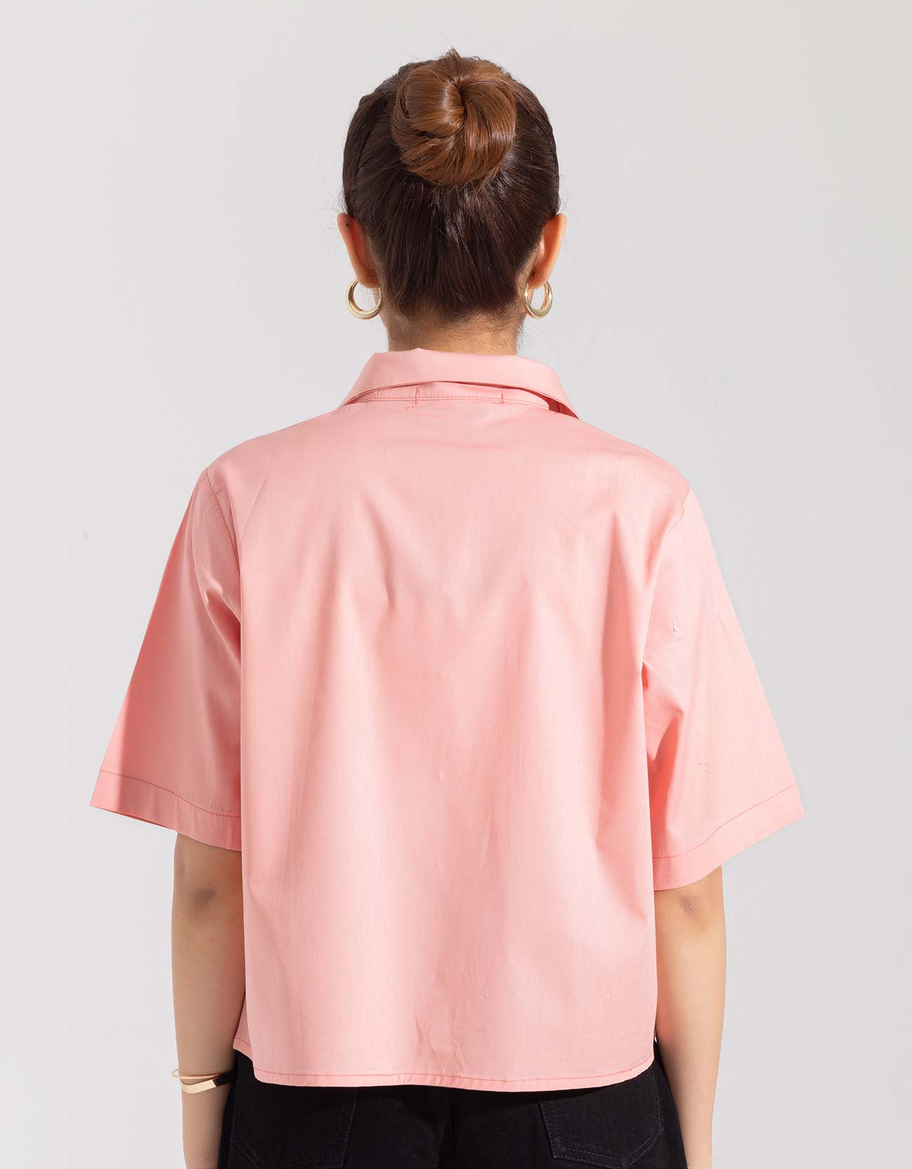 CROPPED PATCH POCKET SHIRT