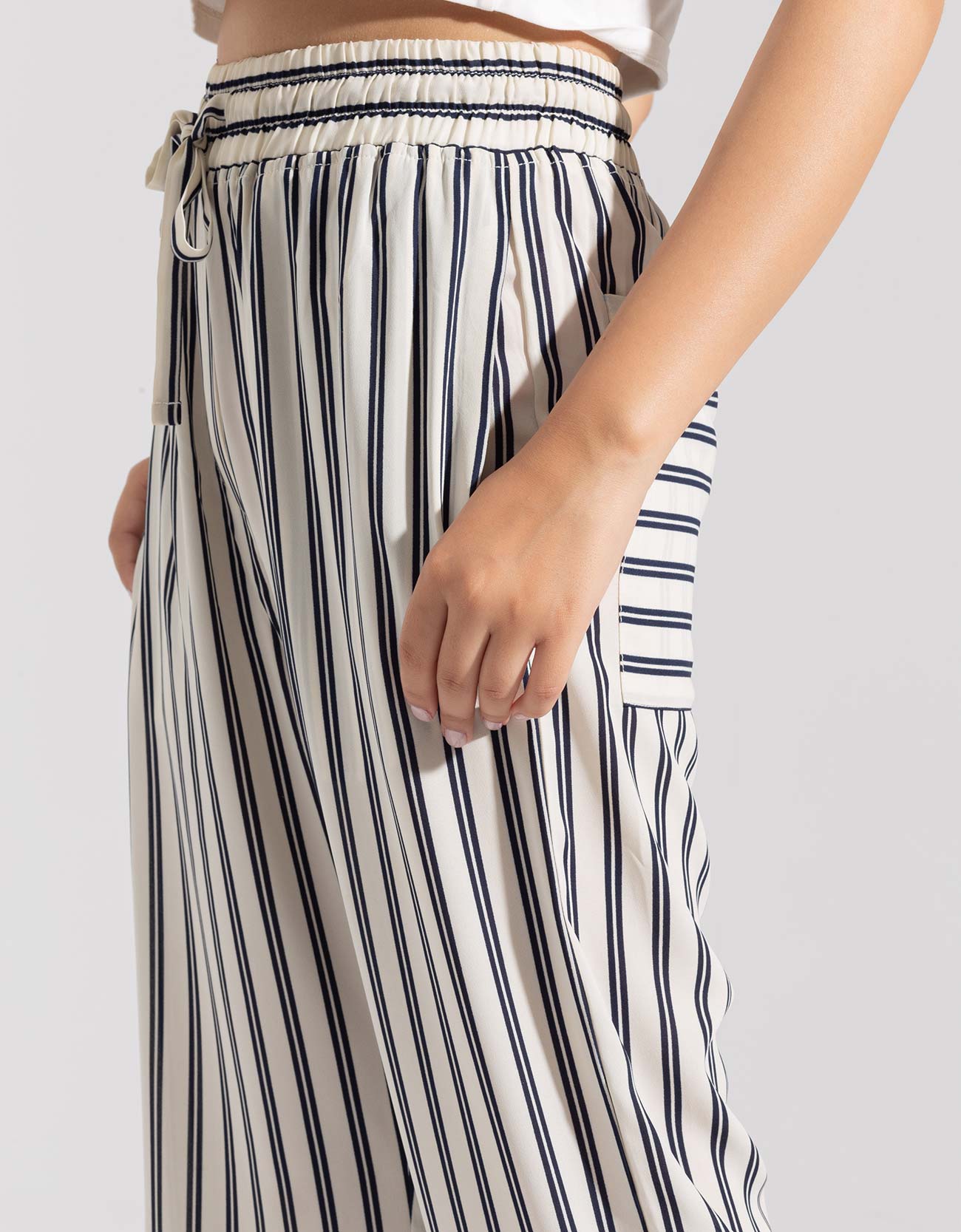 STRIPPED WIDE LEG TROUSERS