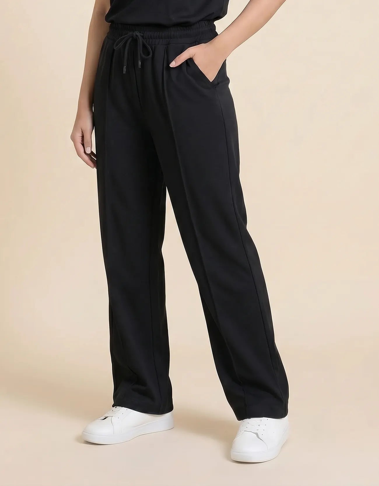 BAGGY WIDE BOTTOM TROUSERS