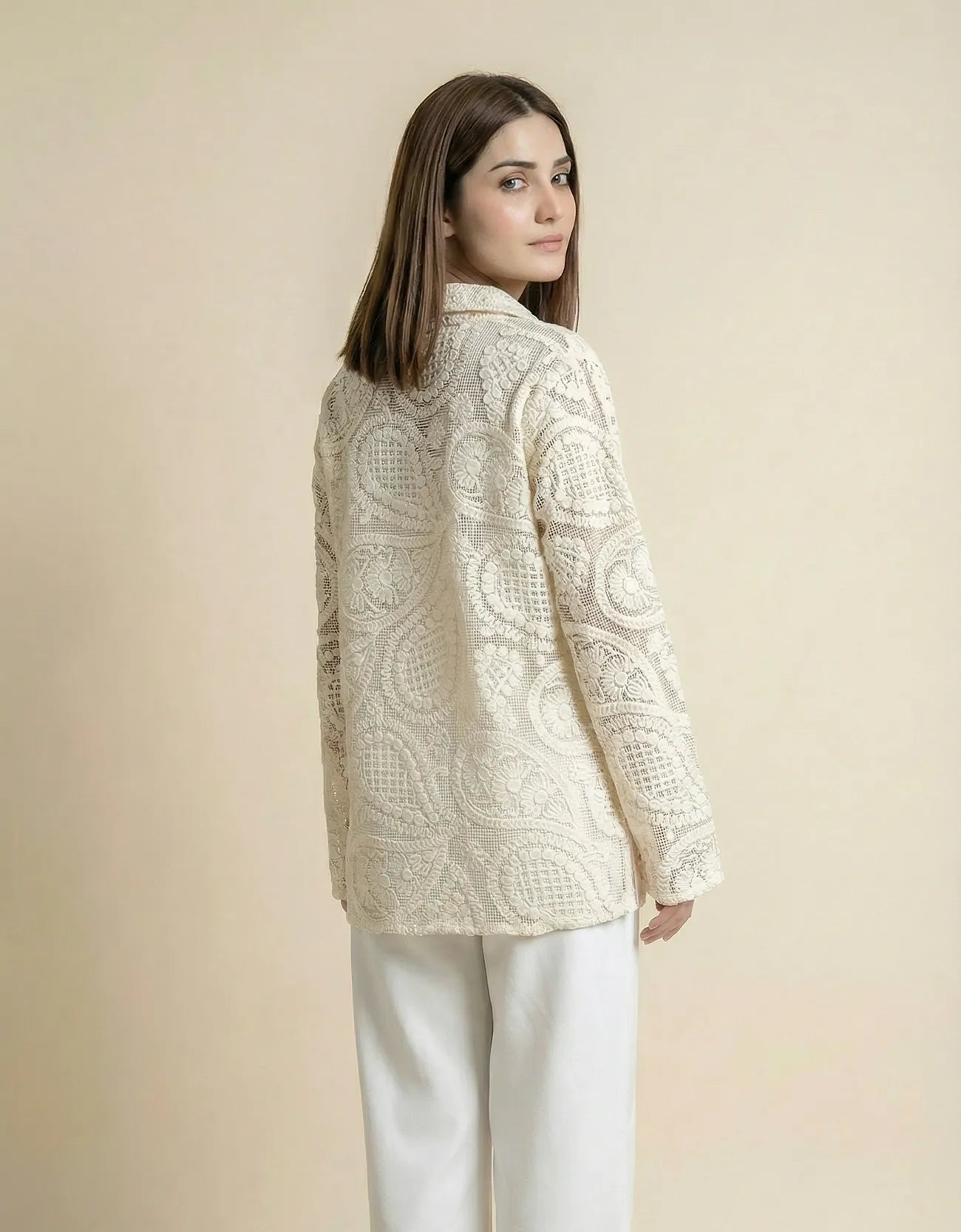 EMBROIDERED BUTTON DOWN SHIRT