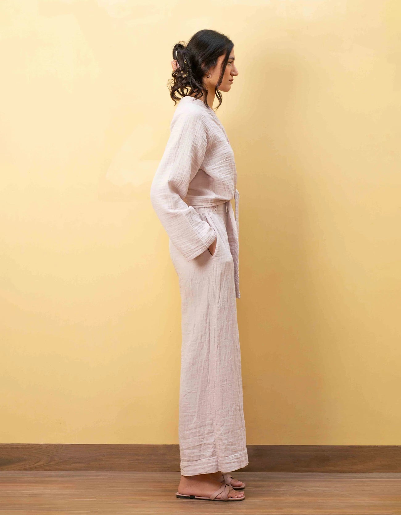 MUSLIN KNOTTED BUTTON UP TOP