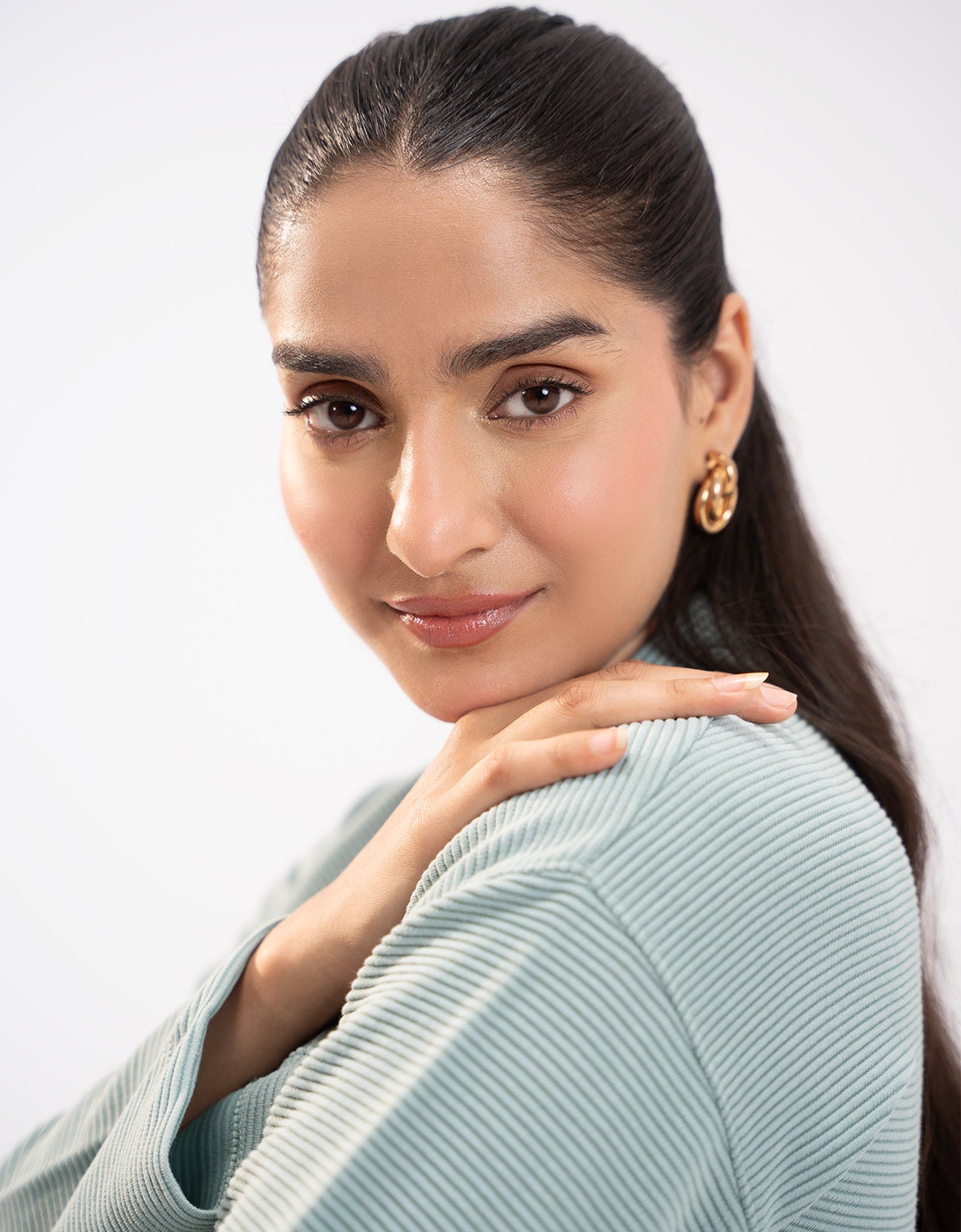 TEXTURED BUTTON DOWN SHIRT