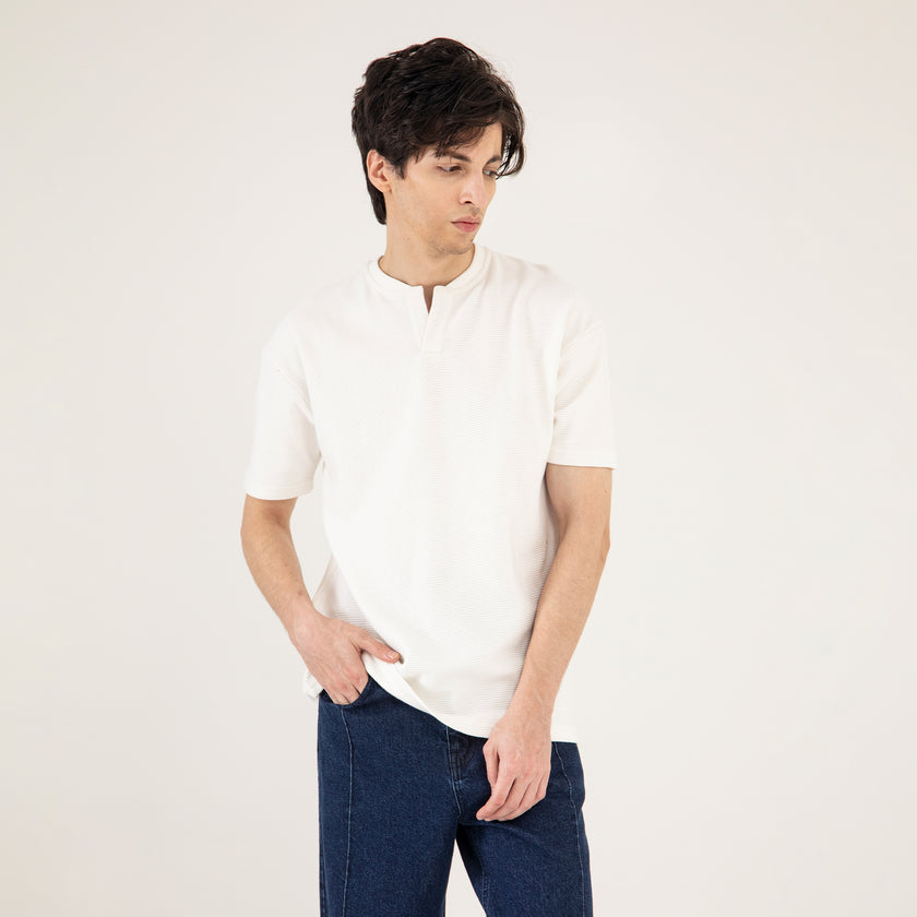 TEXTURED HENLEY T-SHIRT