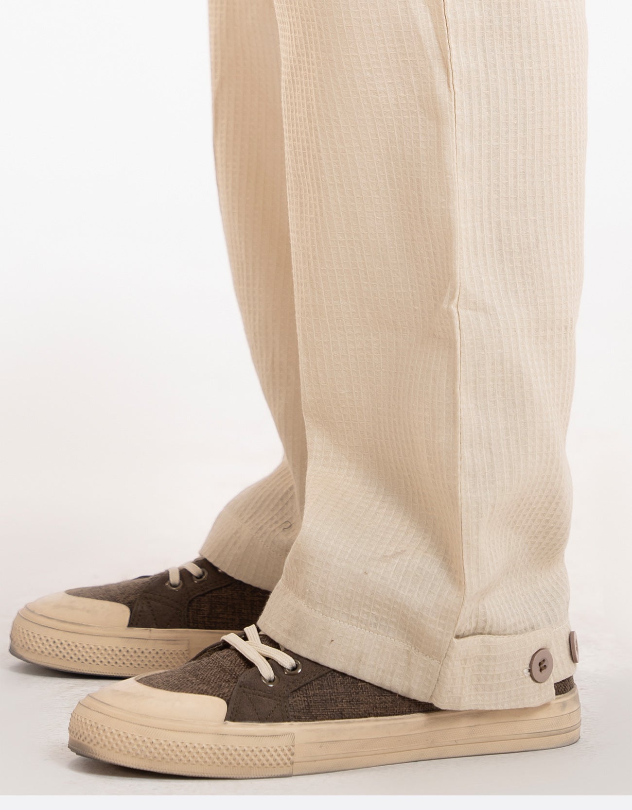 WAFFLE TEXTURED RELAXED PANTS