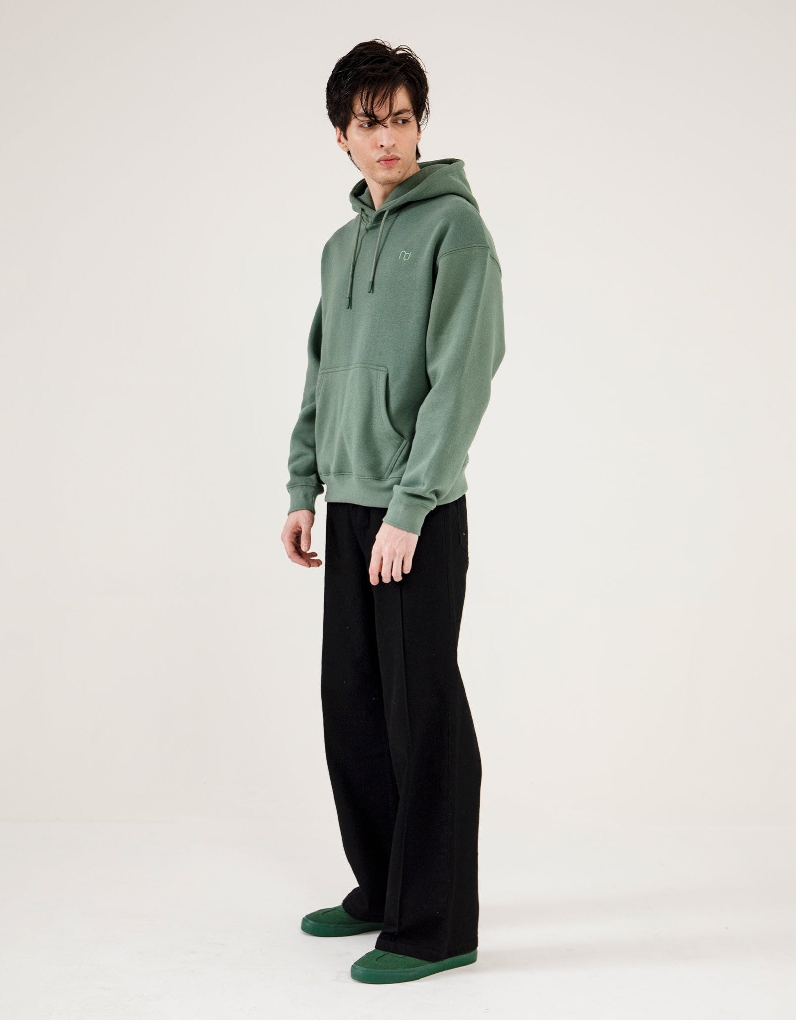 BASIC FLEECE HOODIE