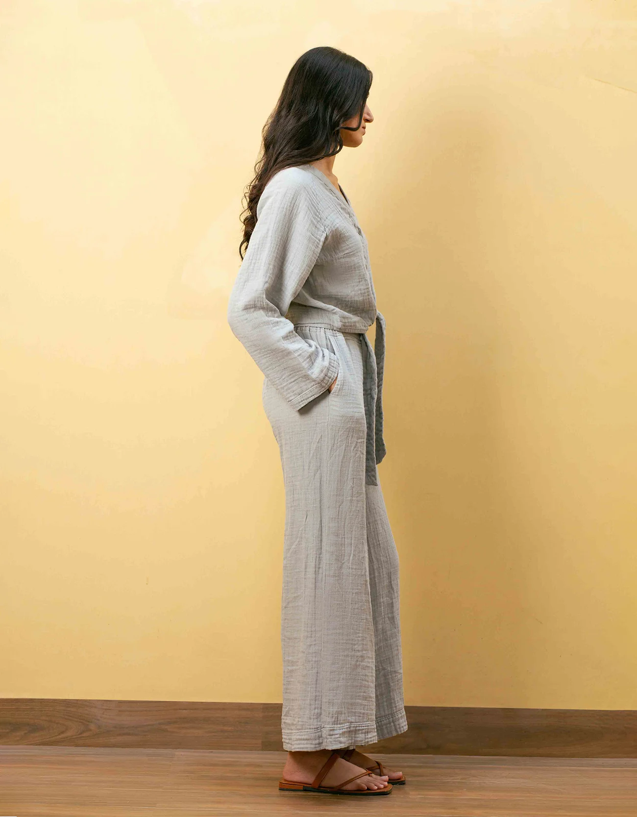 MUSLIN KNOTTED BUTTON UP TOP