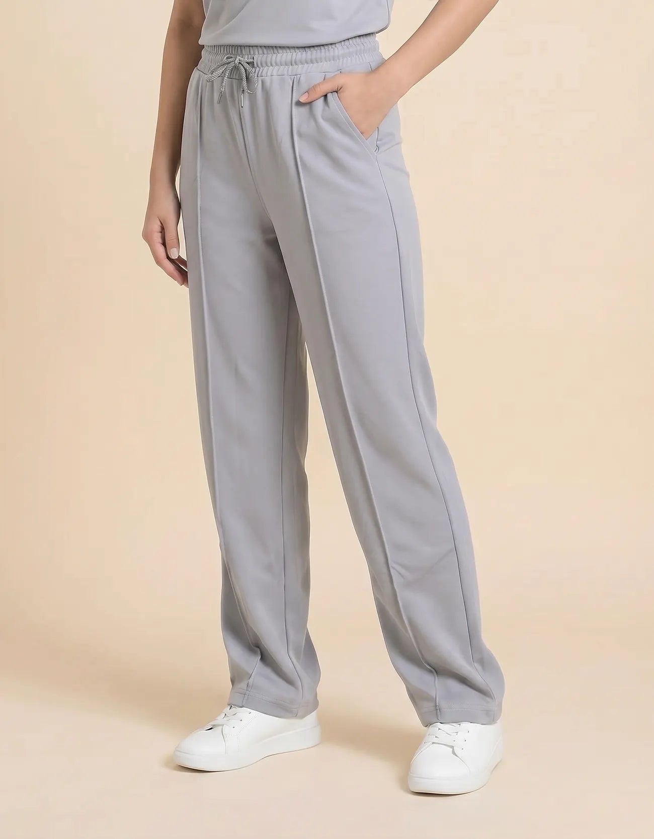 BAGGY WIDE BOTTOM TROUSERS