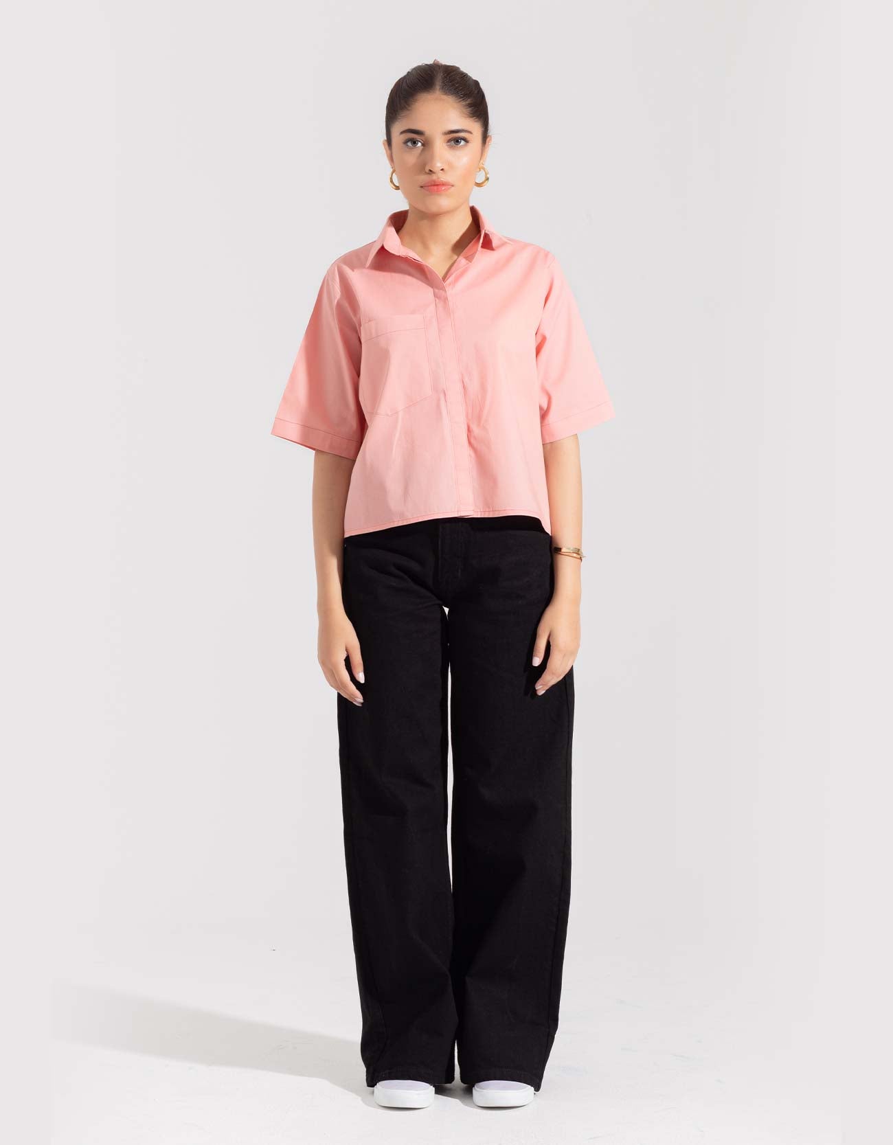CROPPED PATCH POCKET SHIRT