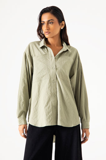 PATCH POCKET TEXTURED BUTTON DOWN SHIRT