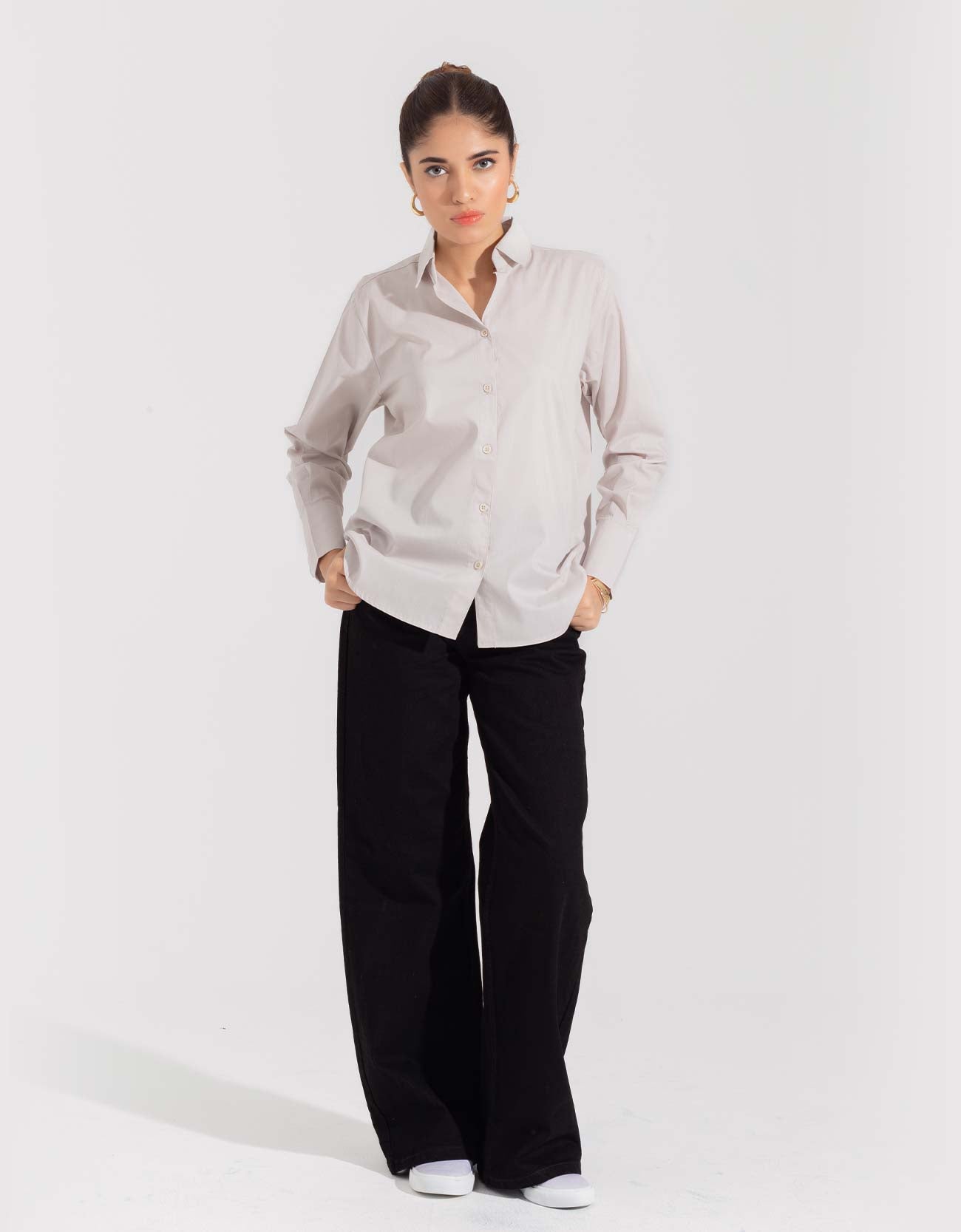 SHIRT WITH FOLDED BACK YOKE