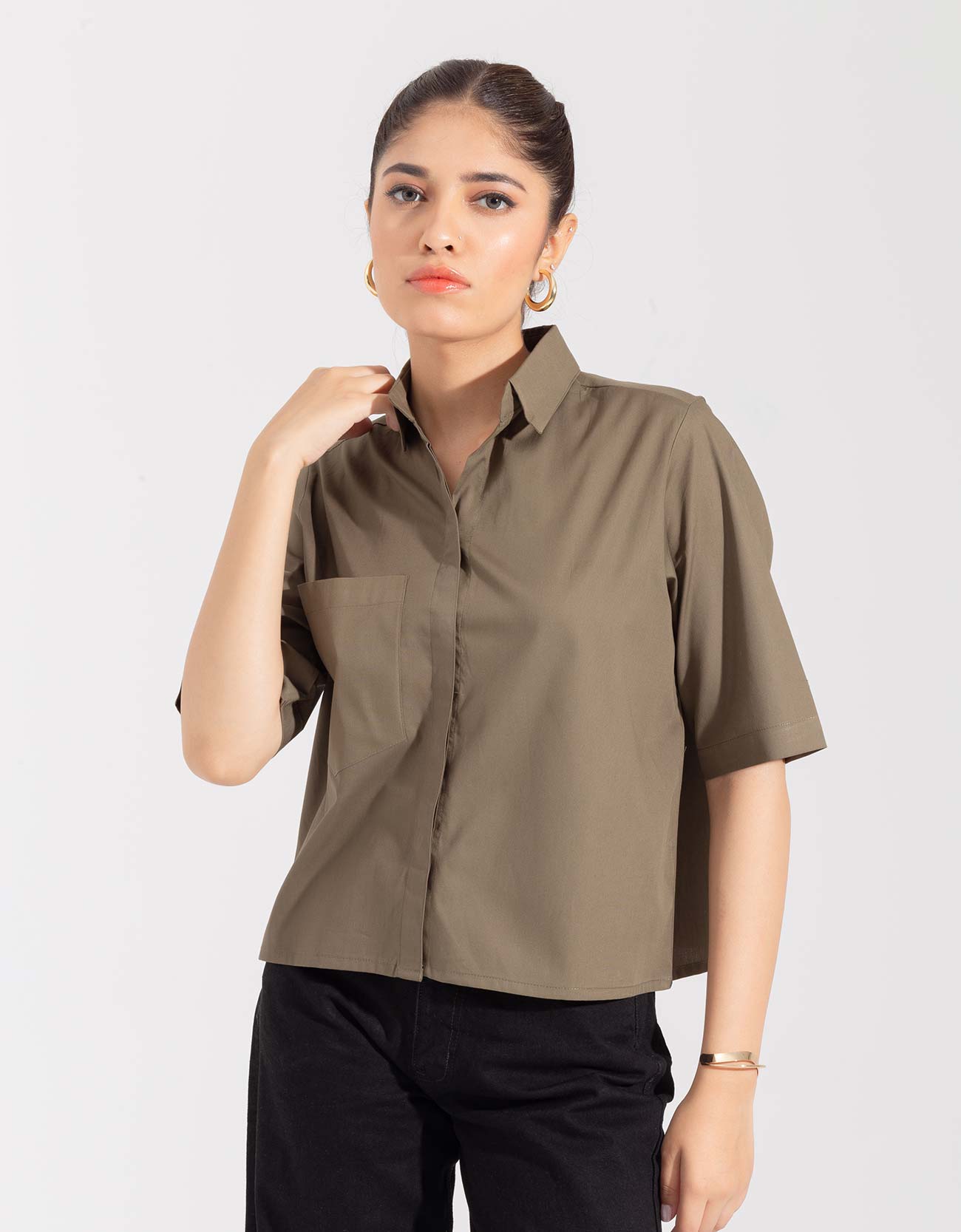 CROPPED PATCH POCKET SHIRT