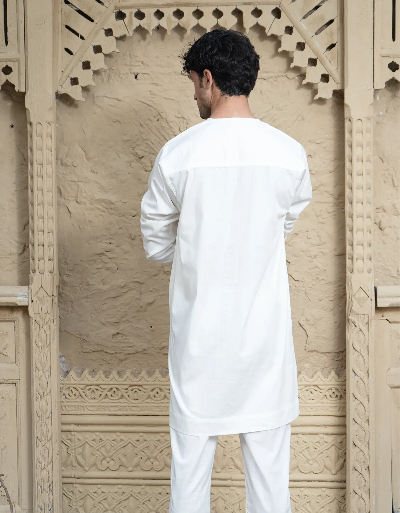 MEN'S SOLID KURTA