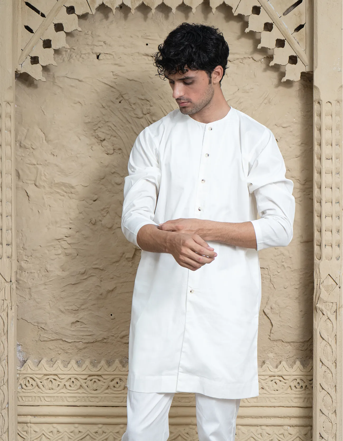 MEN'S SOLID KURTA