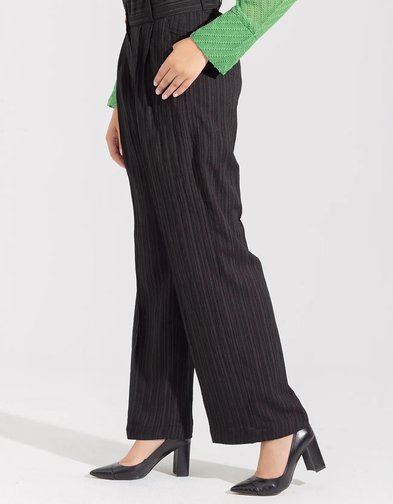 TEXTURED WIDE LEG PANTS