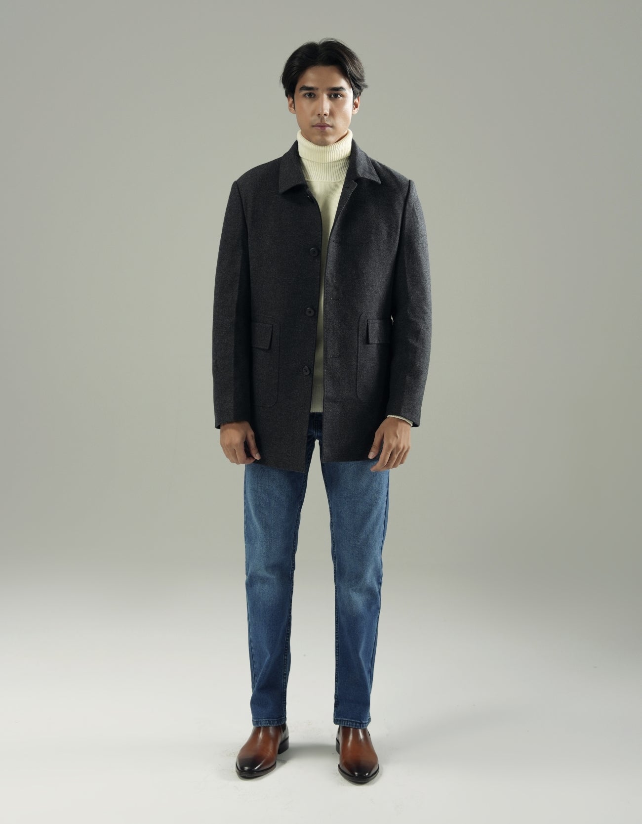 SAFARI WOOLEN OVERCOAT