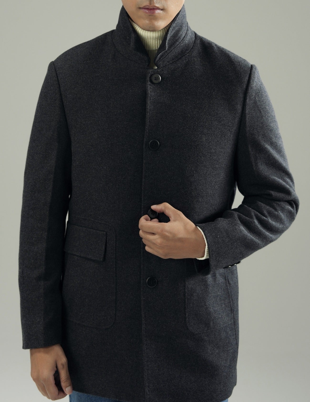 SAFARI WOOLEN OVERCOAT