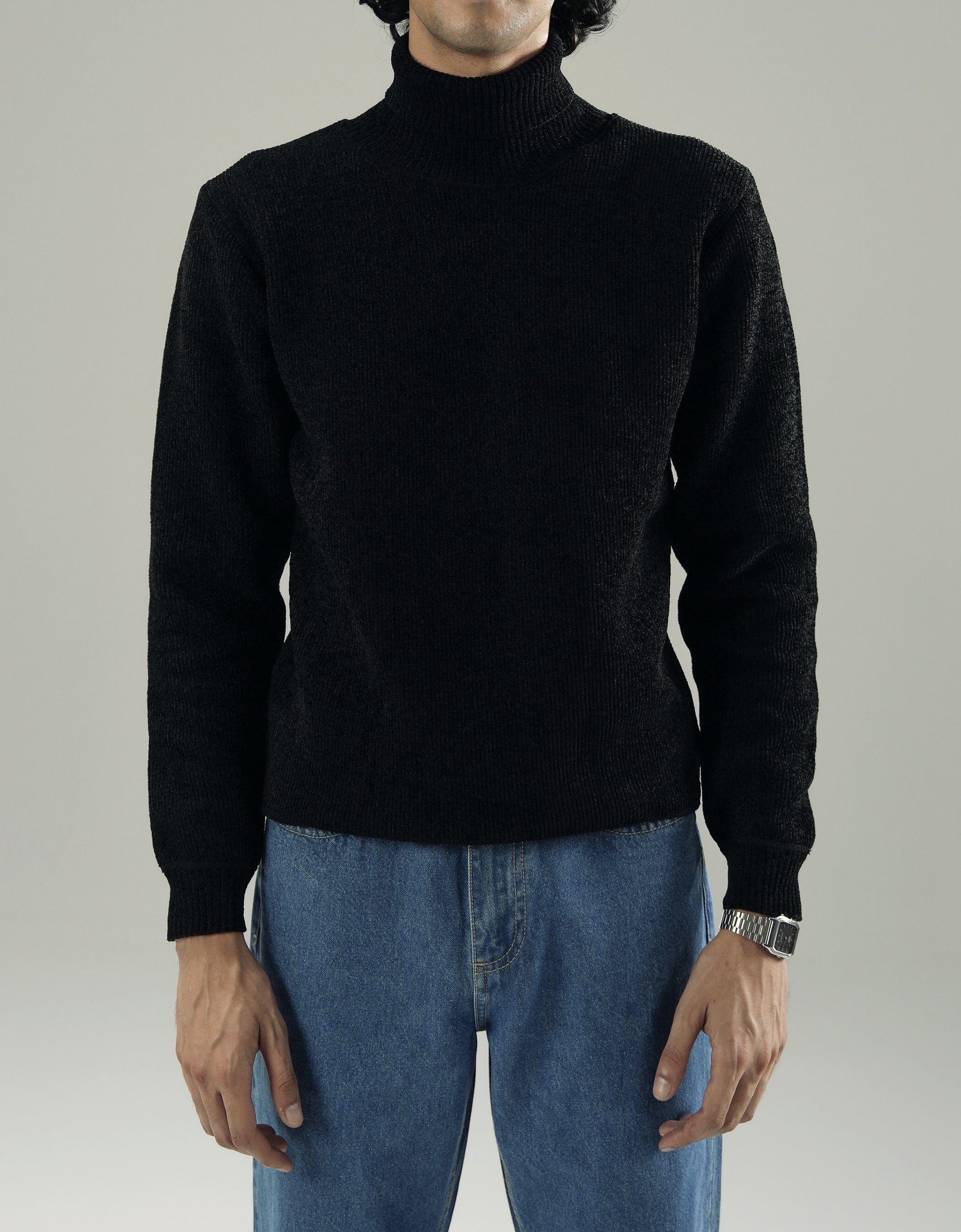 UNISEX CREW NECK SWEATER