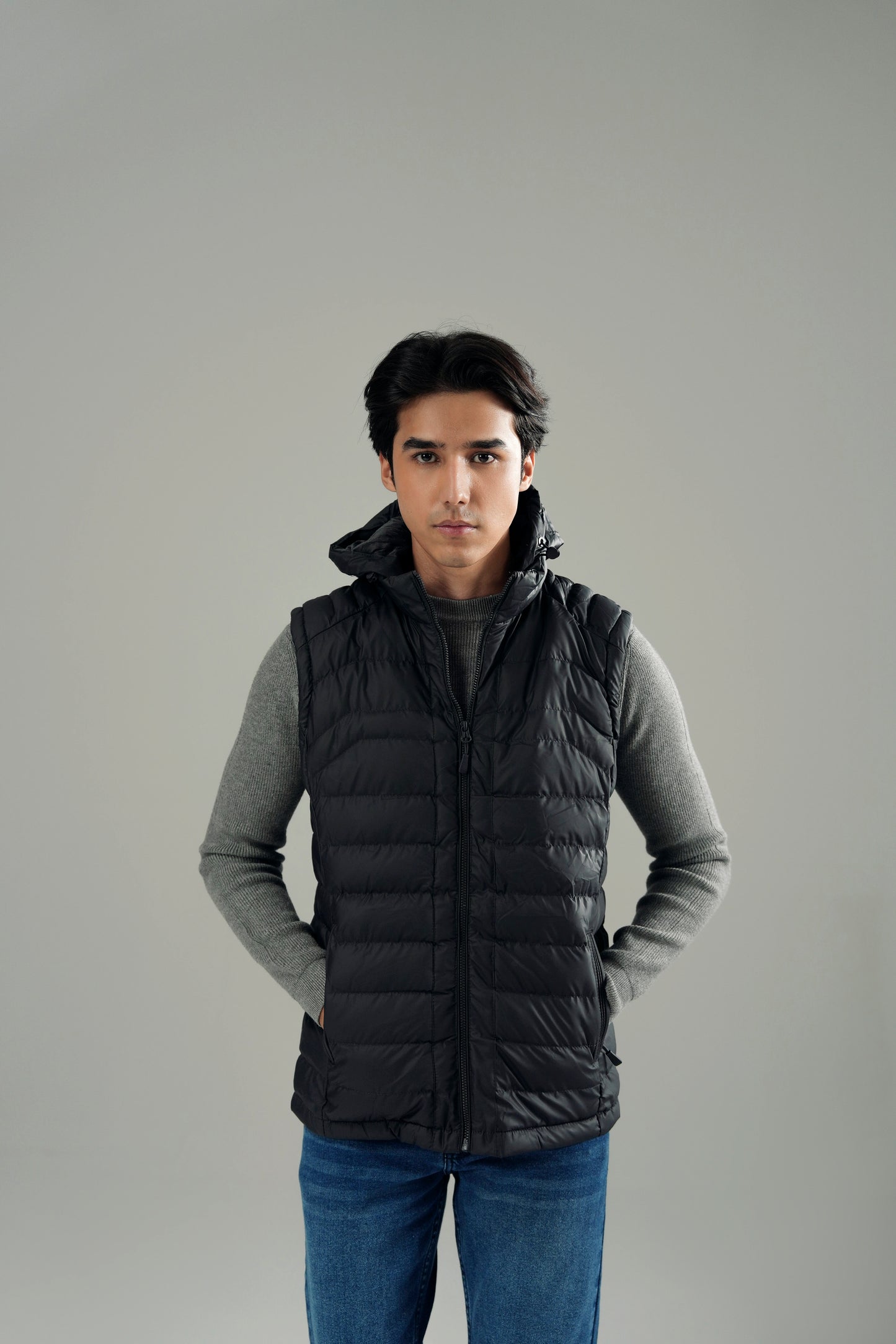 UNISEX SLEEVELESS PUFFER