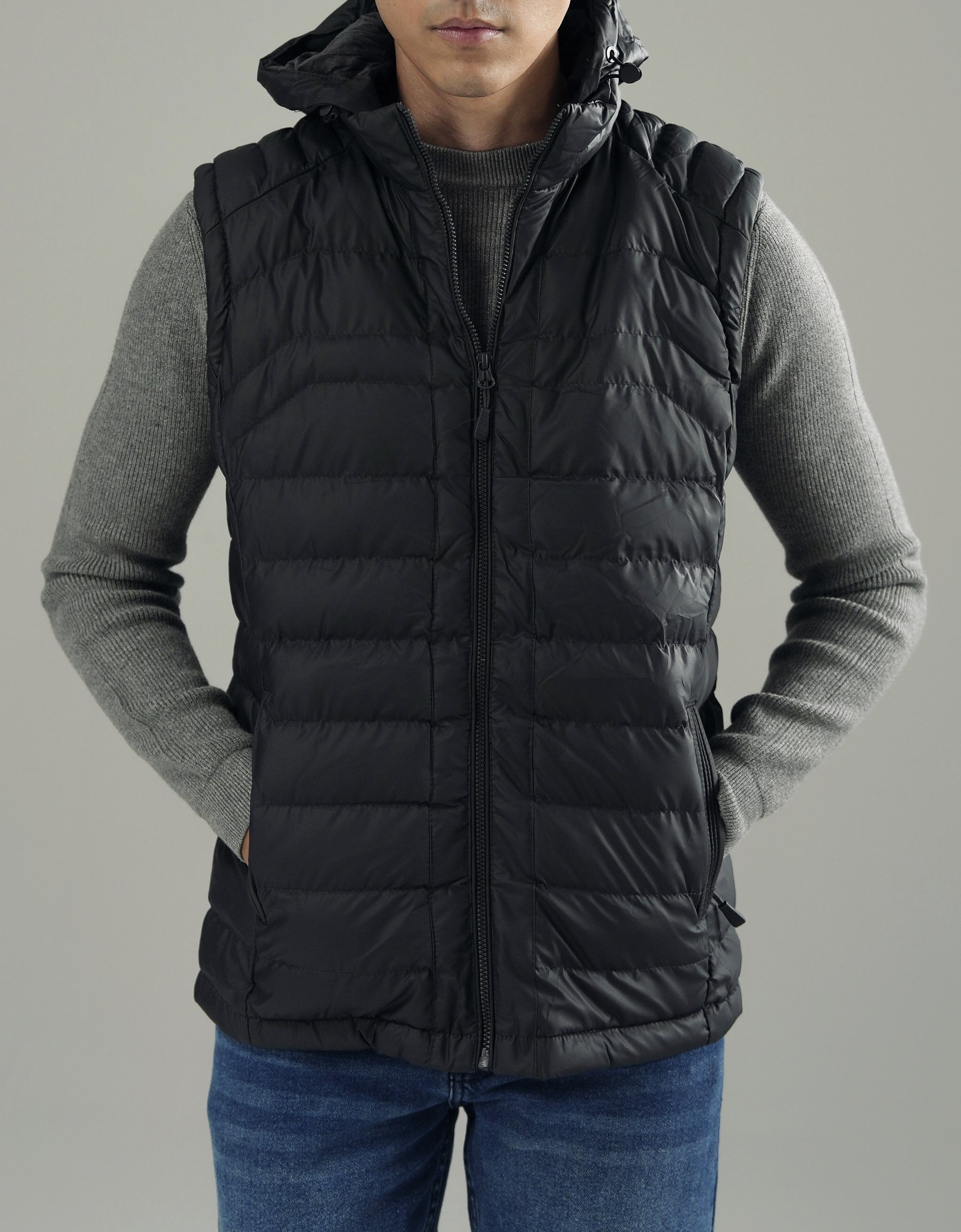 UNISEX SLEEVELESS PUFFER