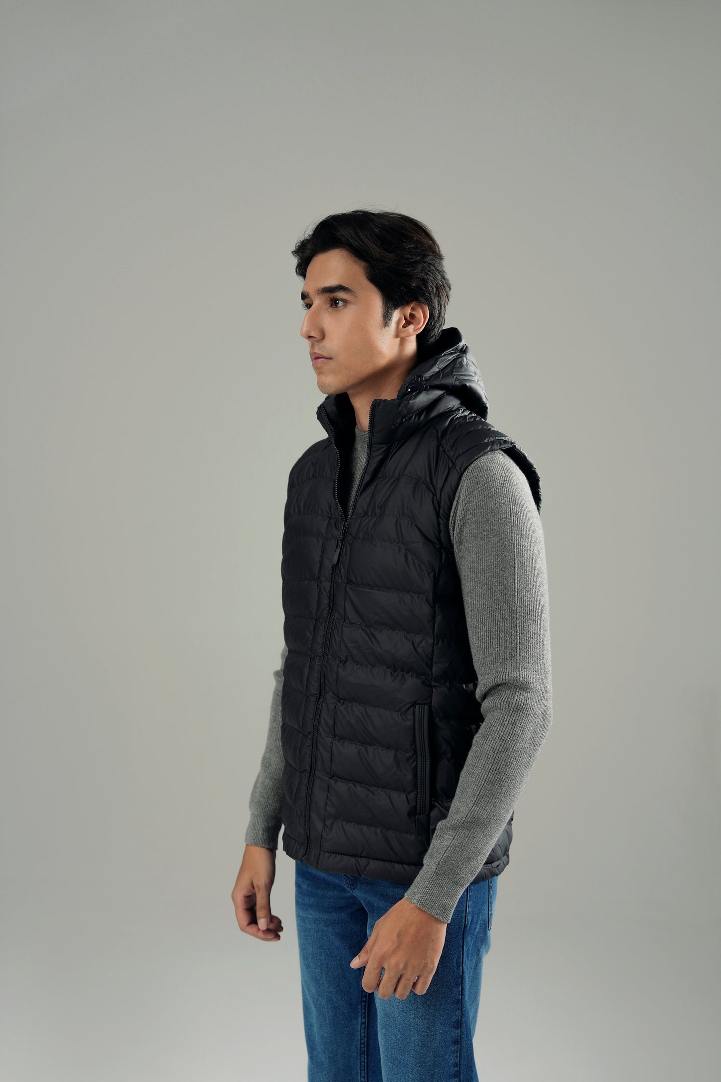 UNISEX SLEEVELESS PUFFER