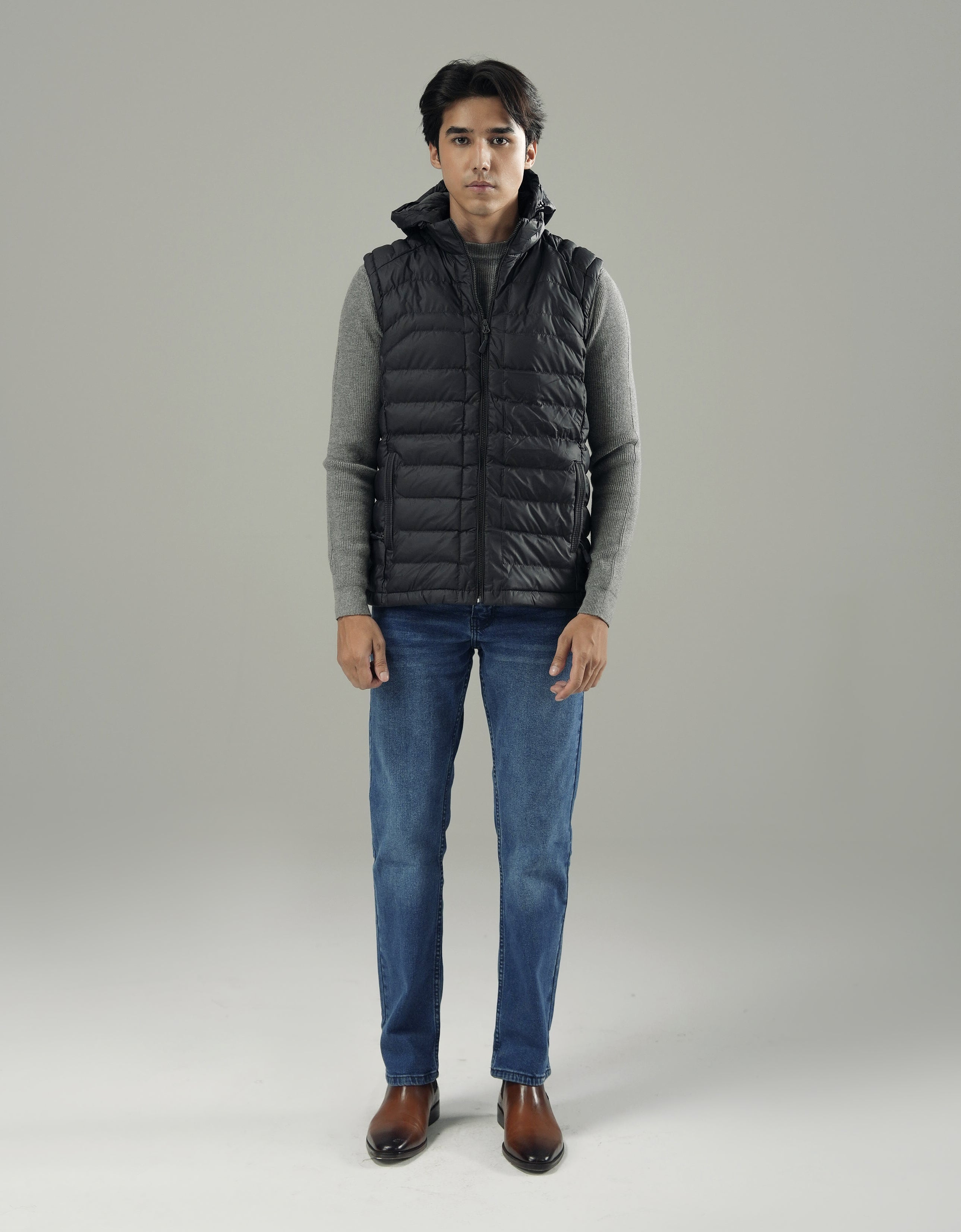 UNISEX SLEEVELESS PUFFER