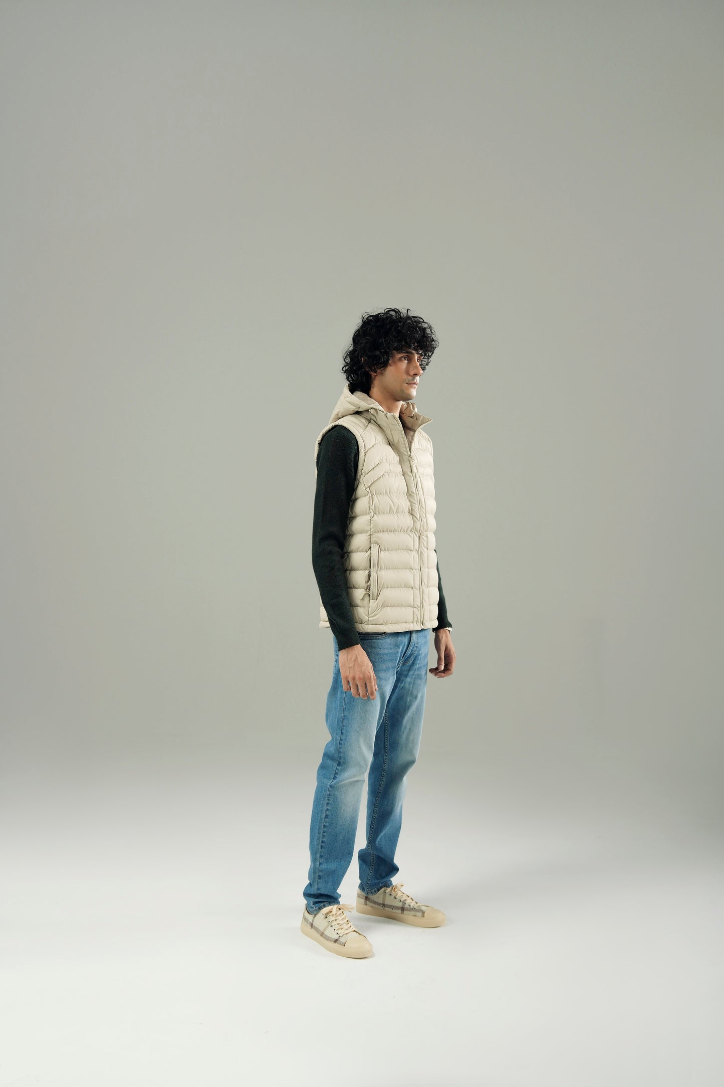 UNISEX SLEEVELESS PUFFER