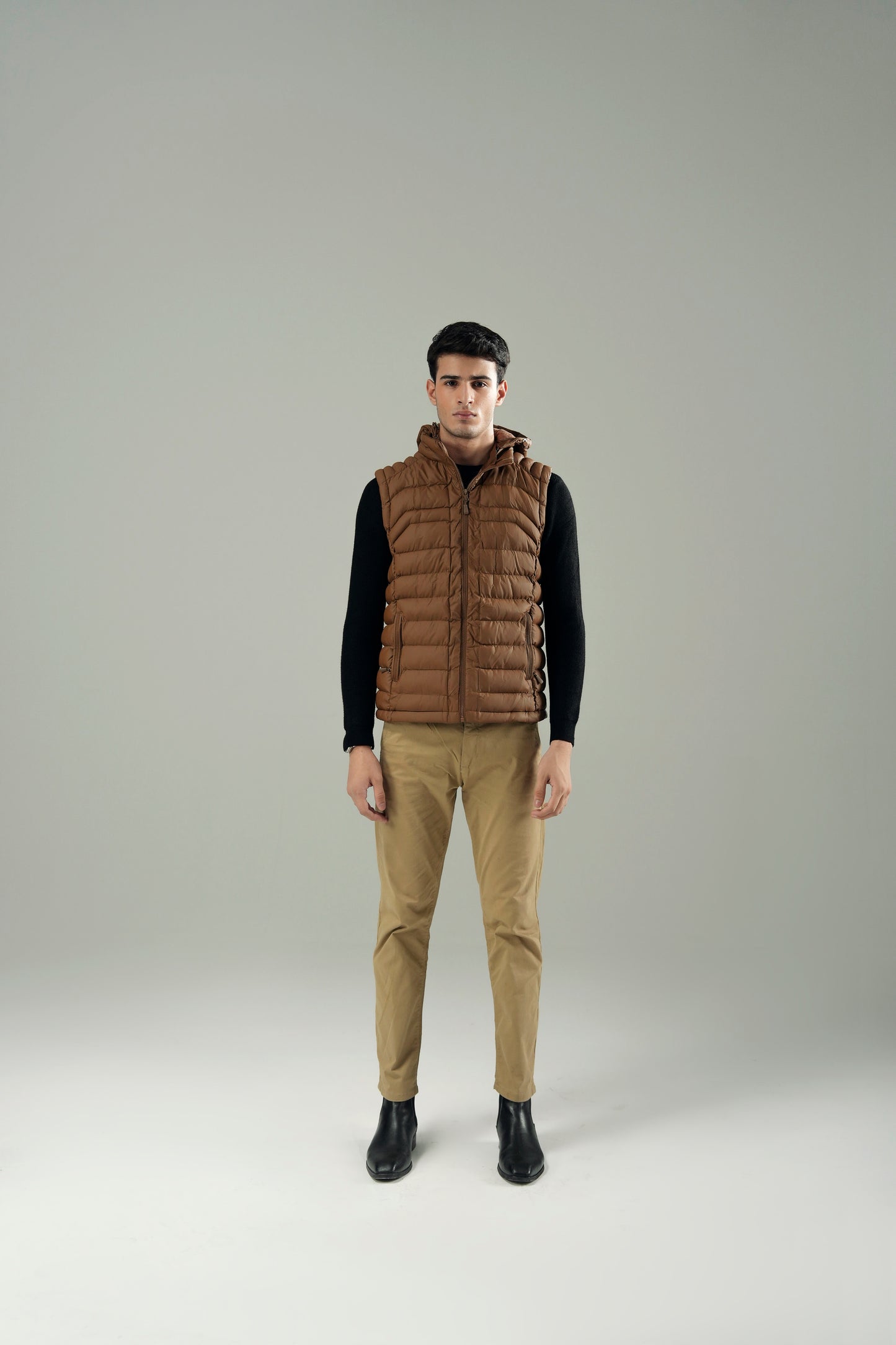 UNISEX SLEEVELESS PUFFER