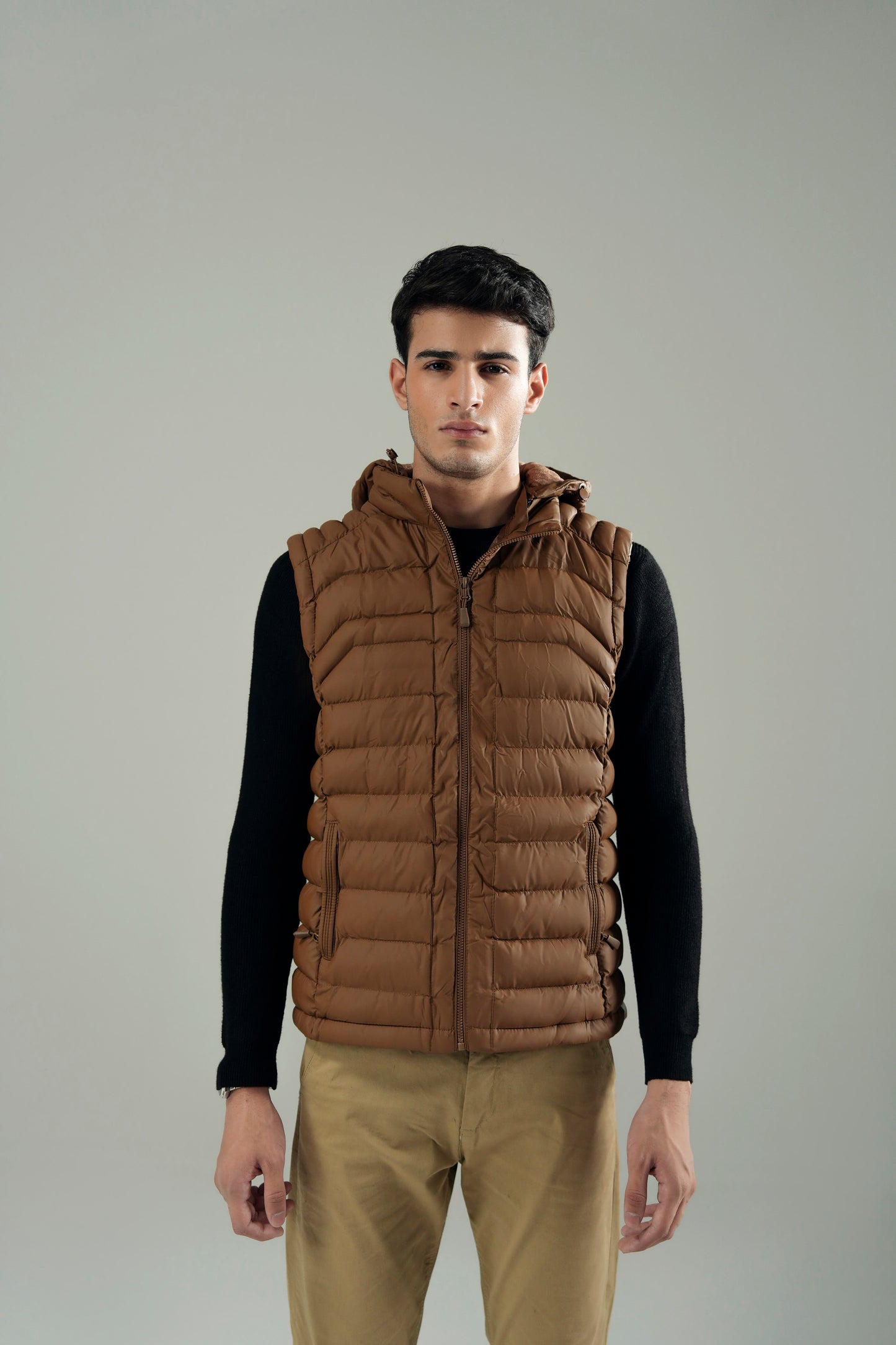 UNISEX SLEEVELESS PUFFER