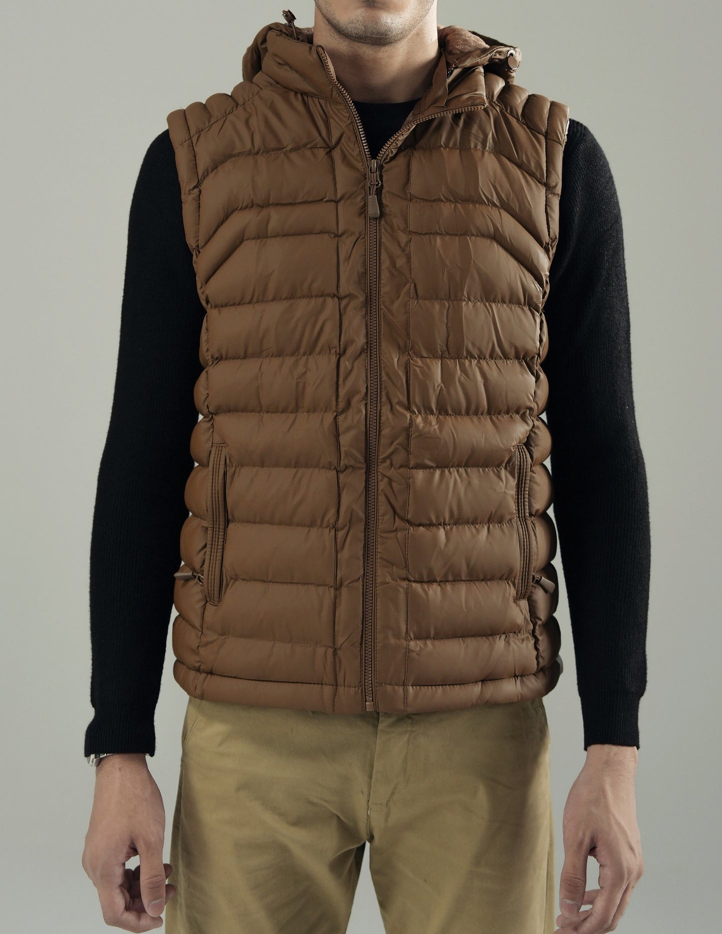 UNISEX SLEEVELESS PUFFER