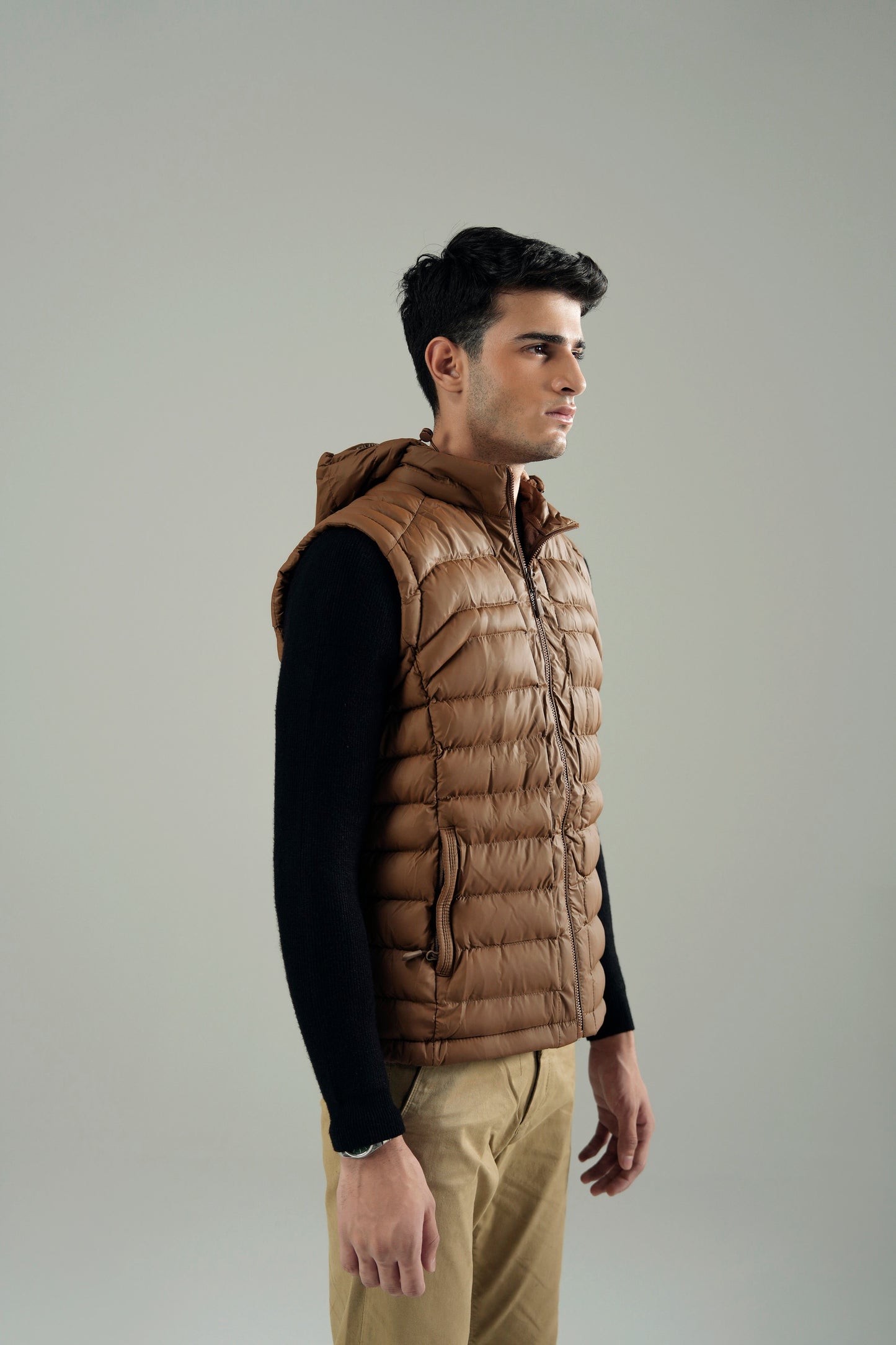 UNISEX SLEEVELESS PUFFER