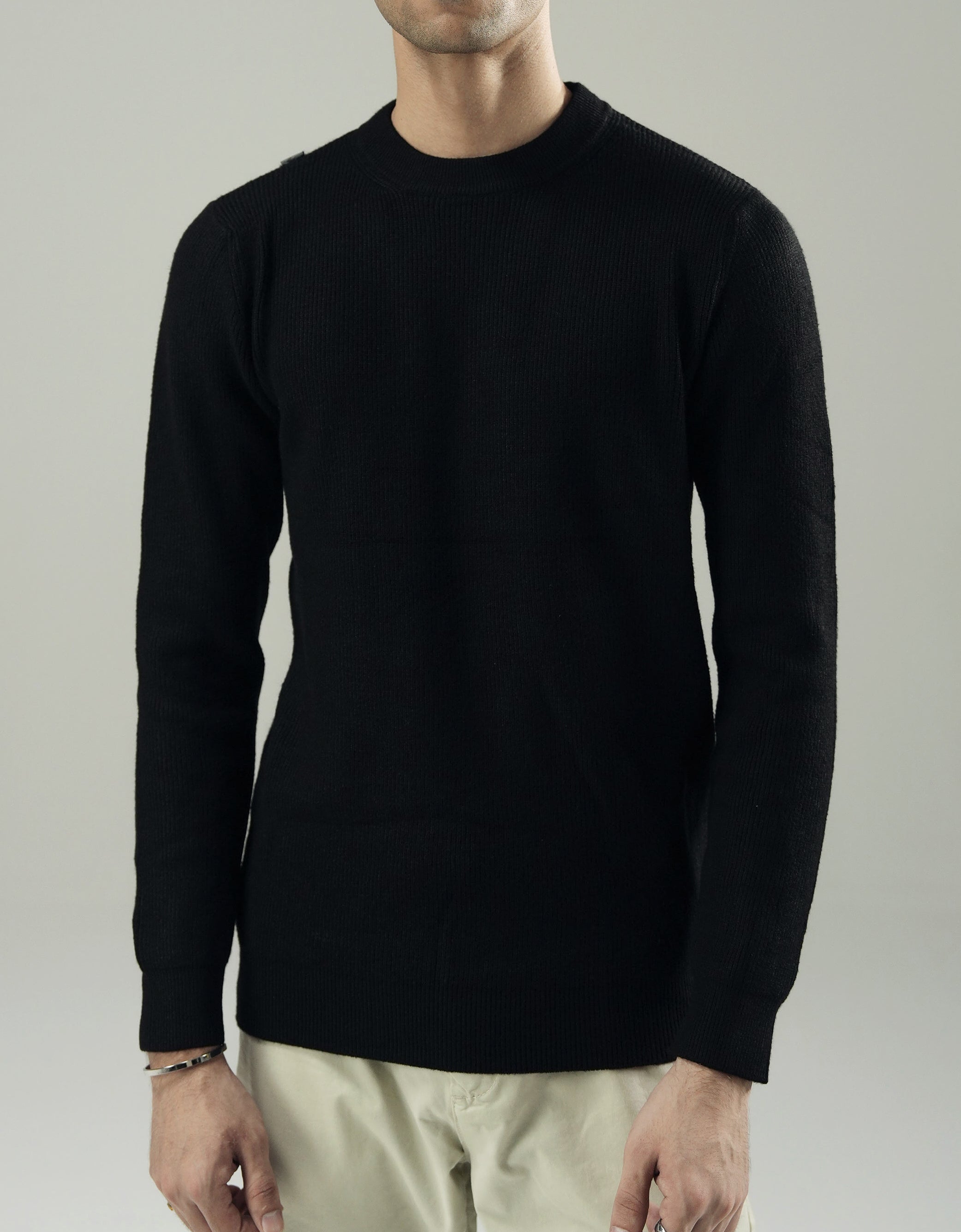 UNISEX CREW NECK SWEATER