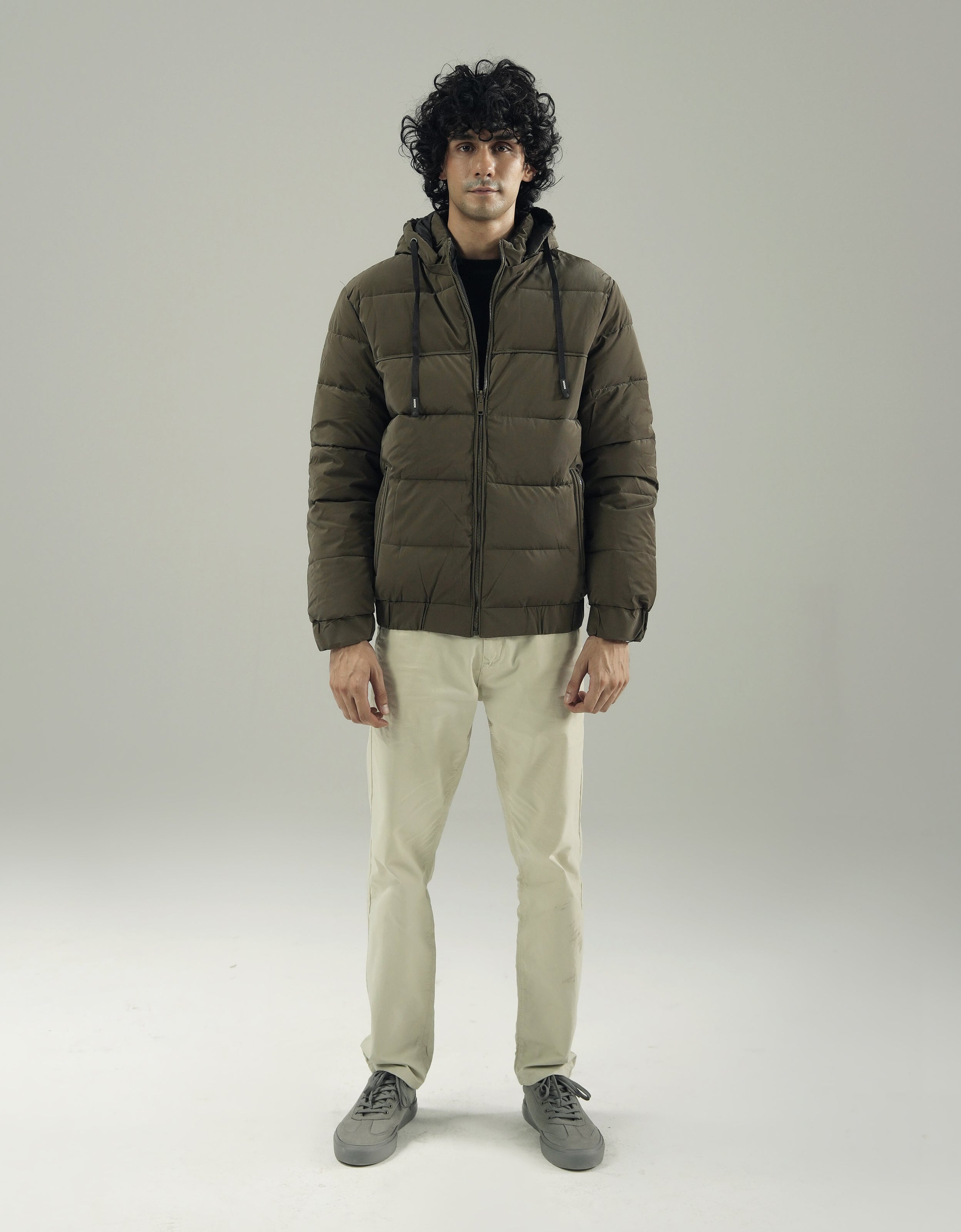 WINDPROOF HOODED PUFFER