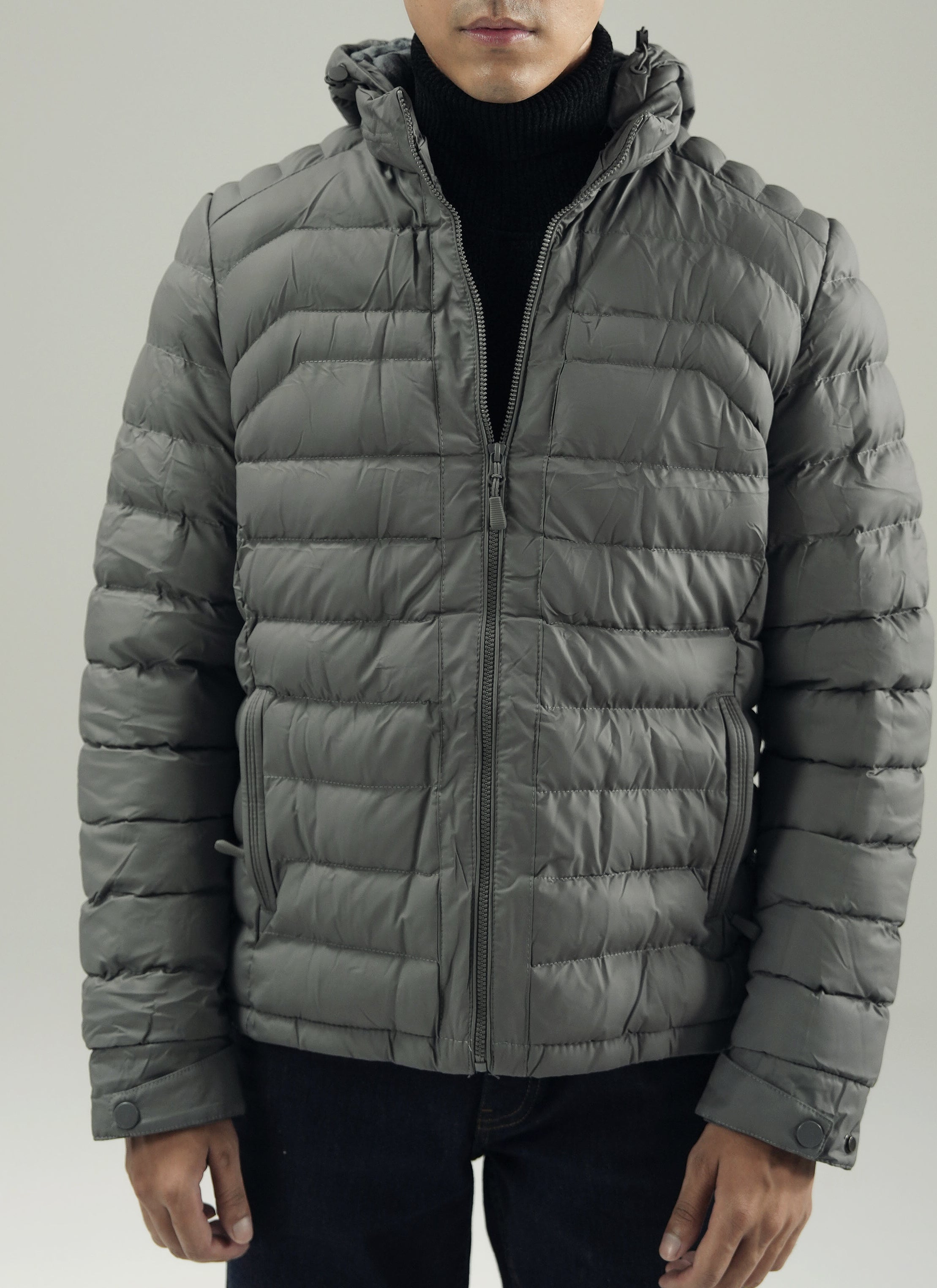 PANELED HOODED PUFFER