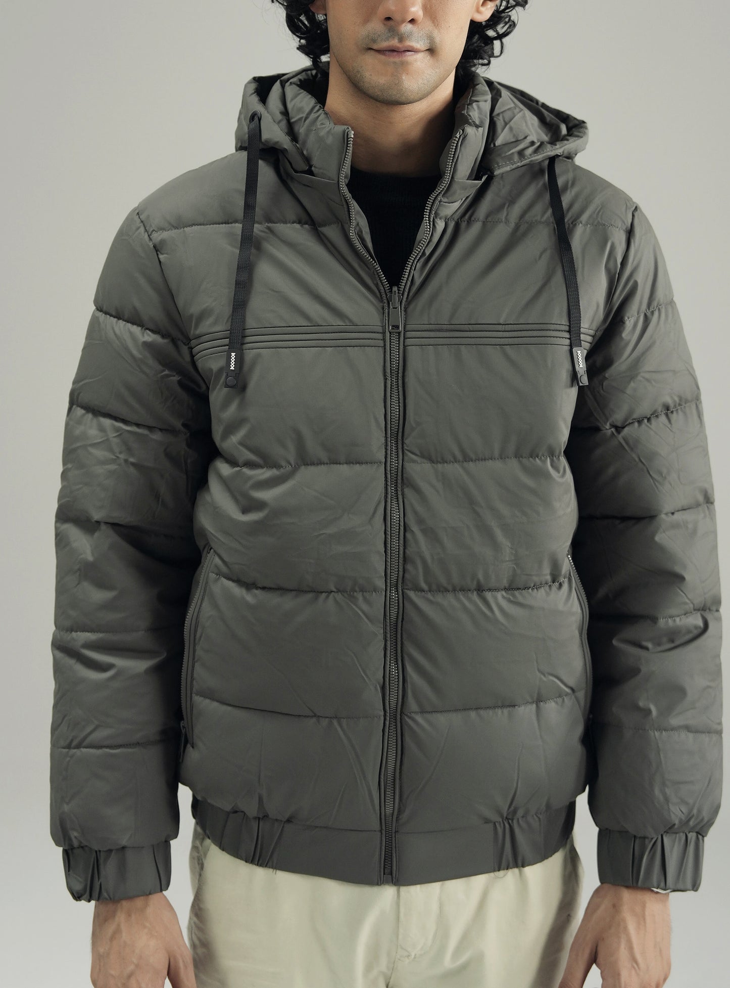 WINDPROOF HOODED PUFFER